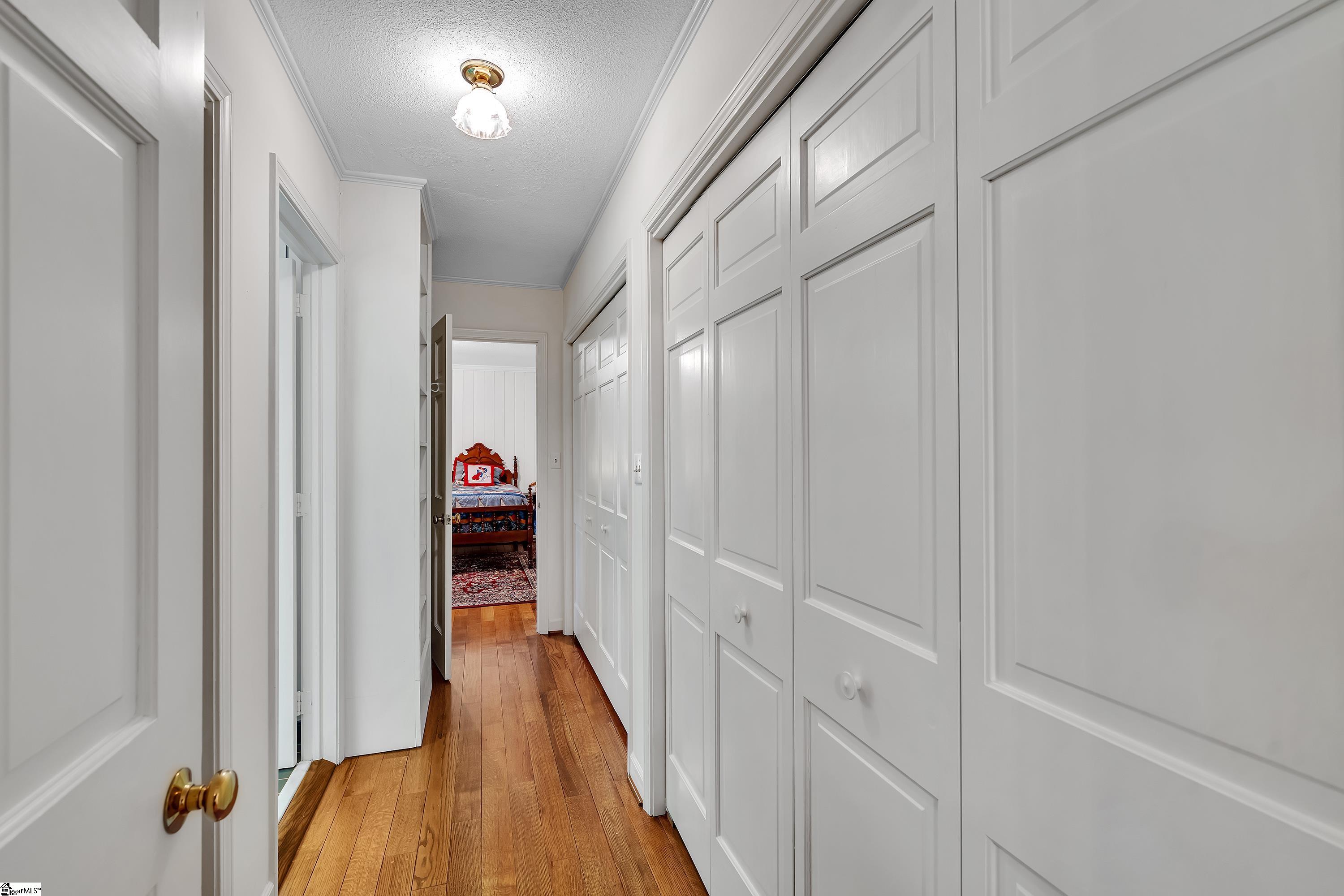 109 Mountain View Drive