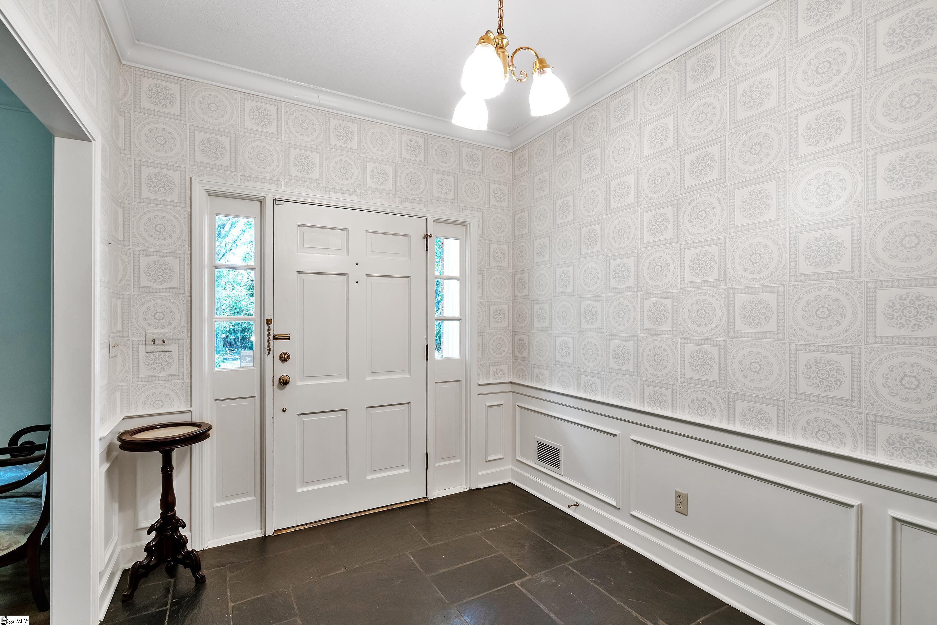 109 Mountain View Drive