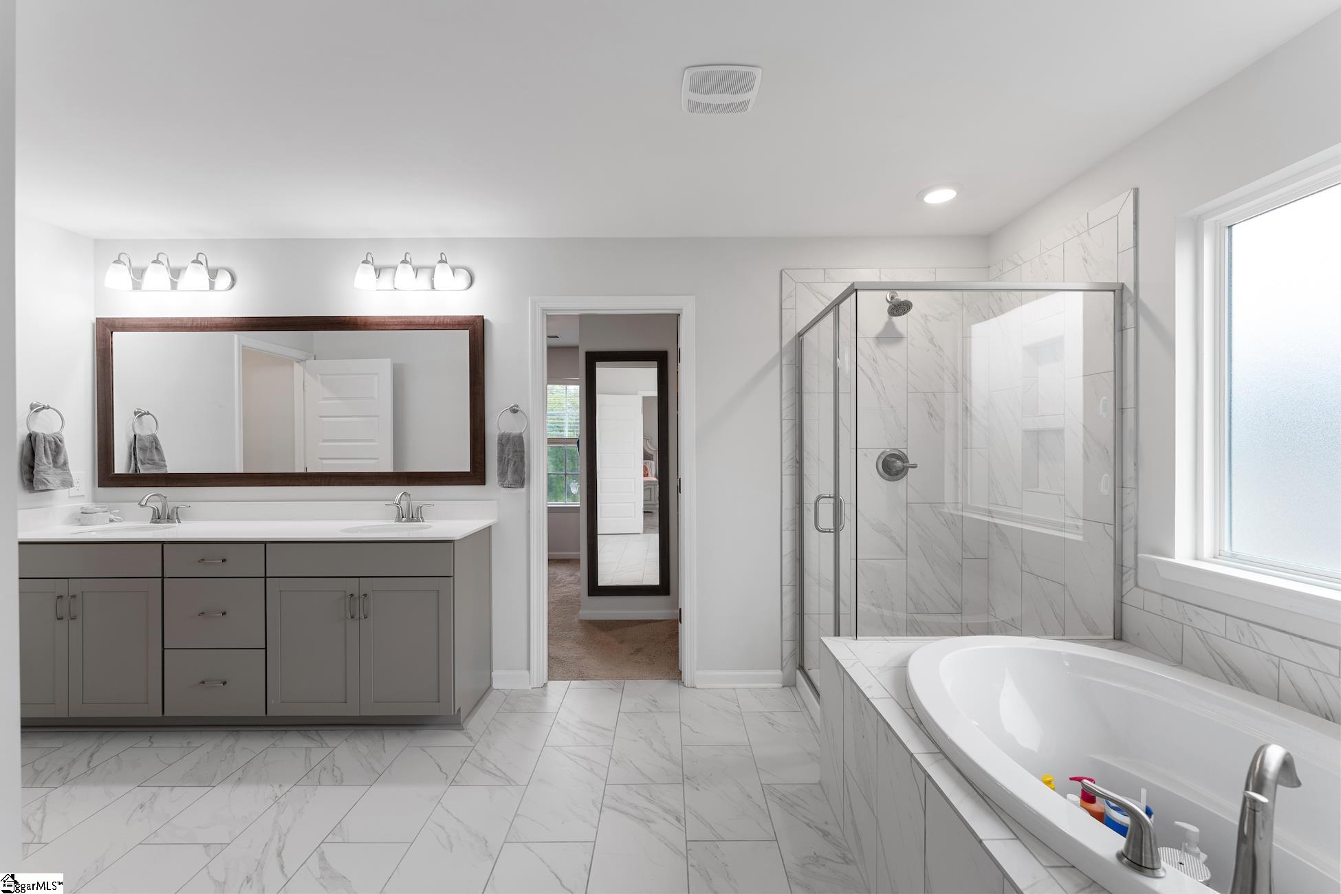 505 S Oak Crest Drive