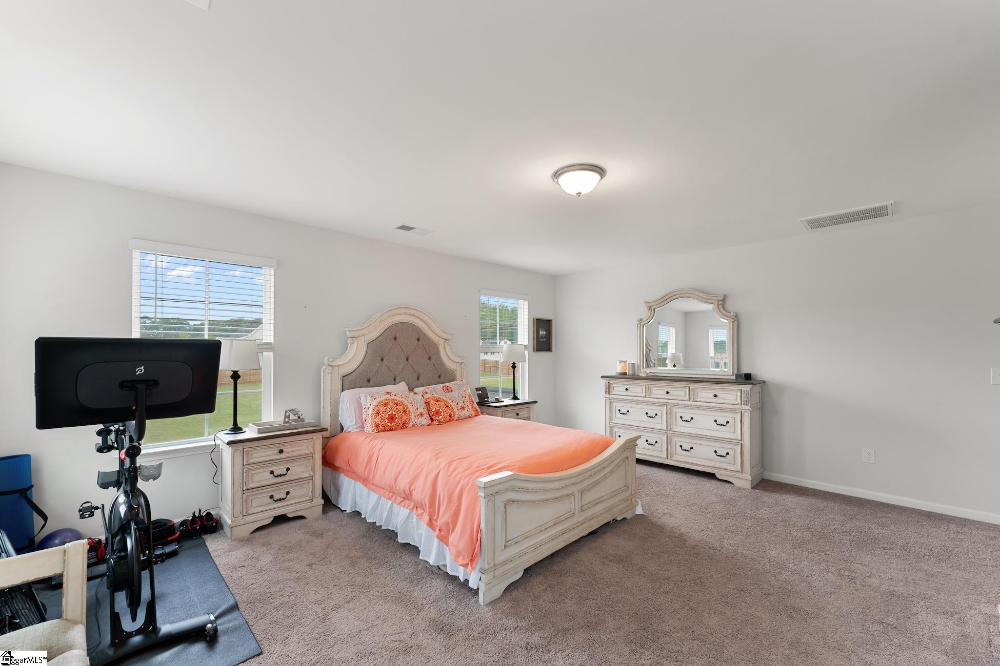 505 S Oak Crest Drive