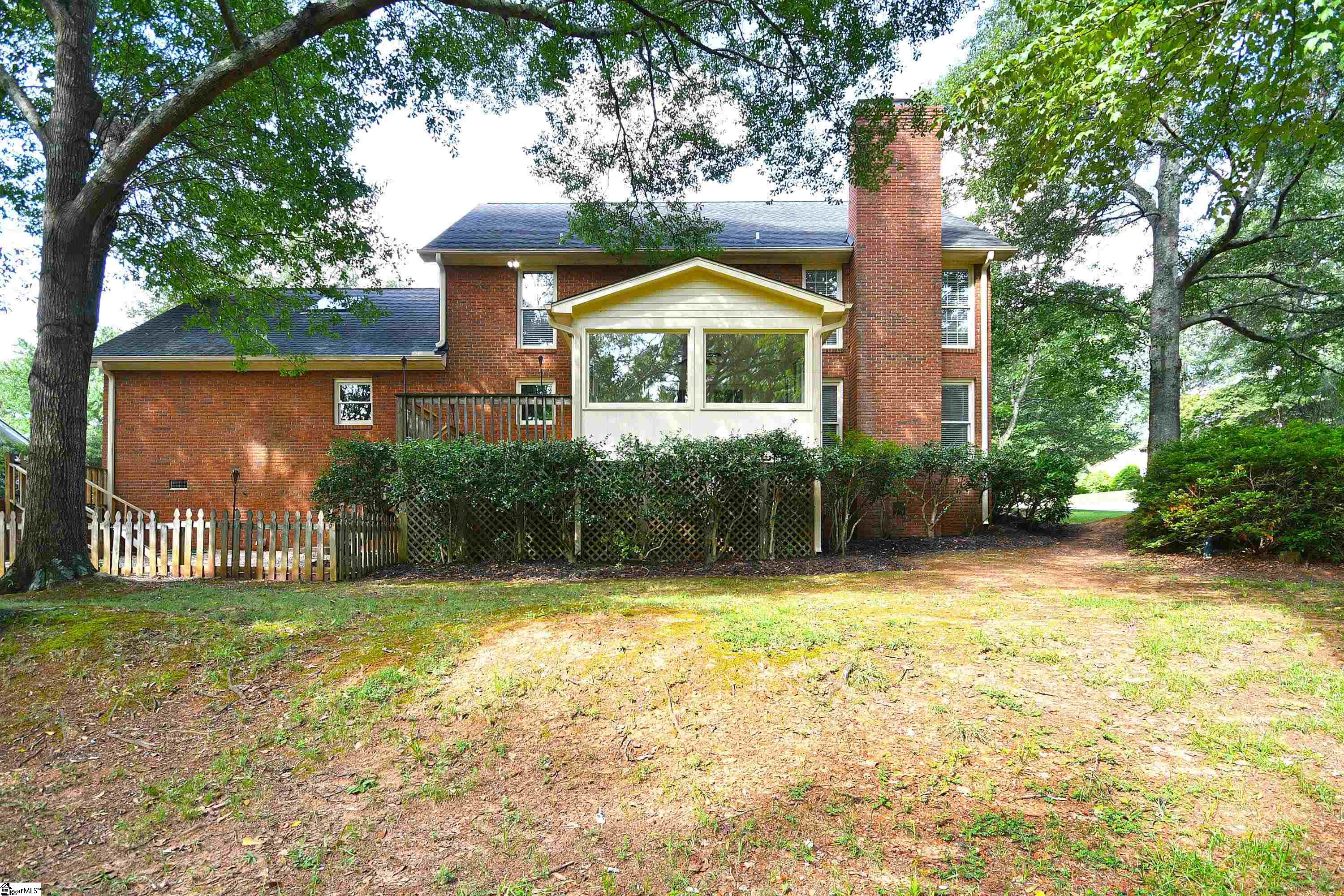 201 S Lady Slipper Lane