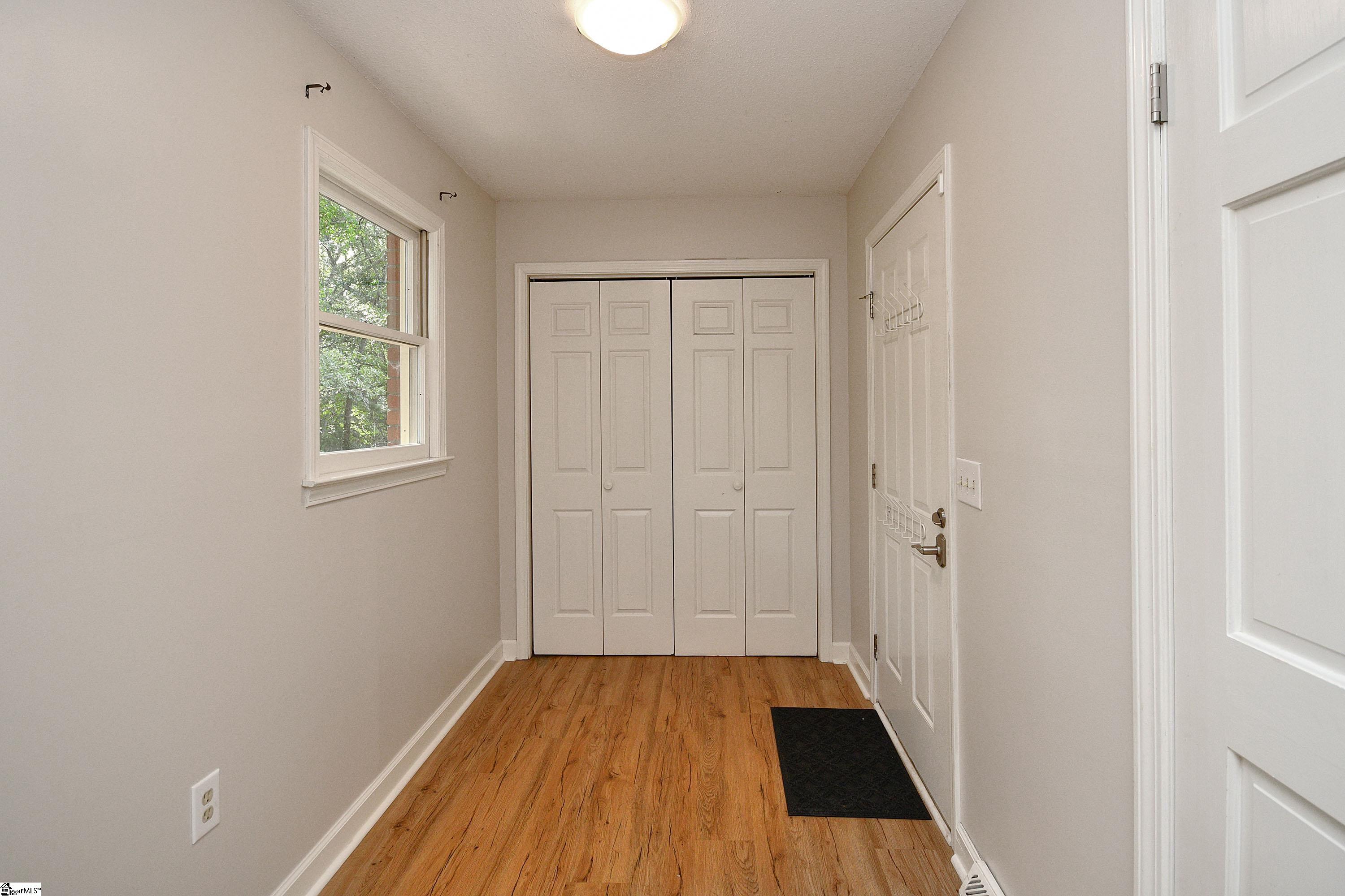 201 S Lady Slipper Lane