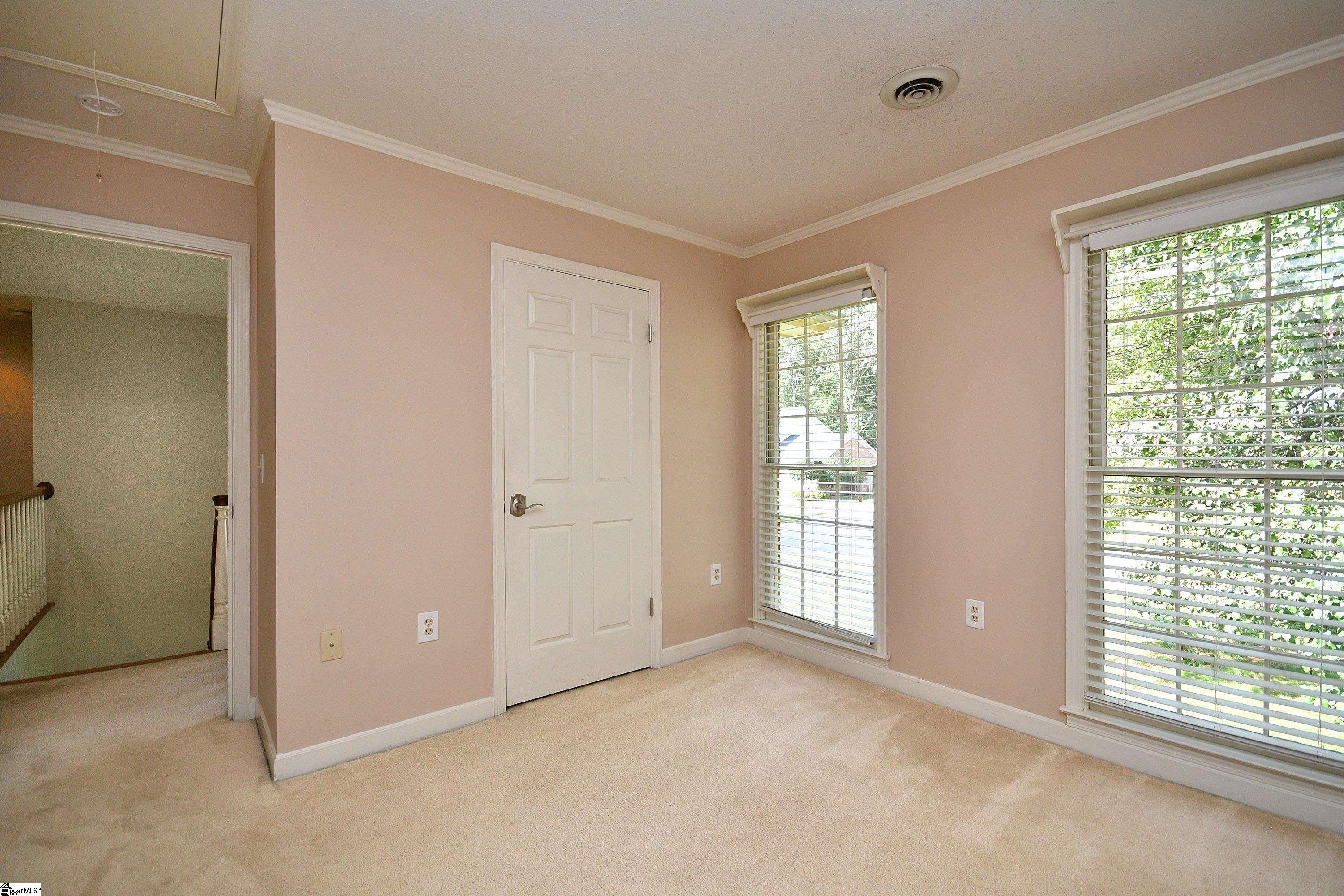 201 S Lady Slipper Lane