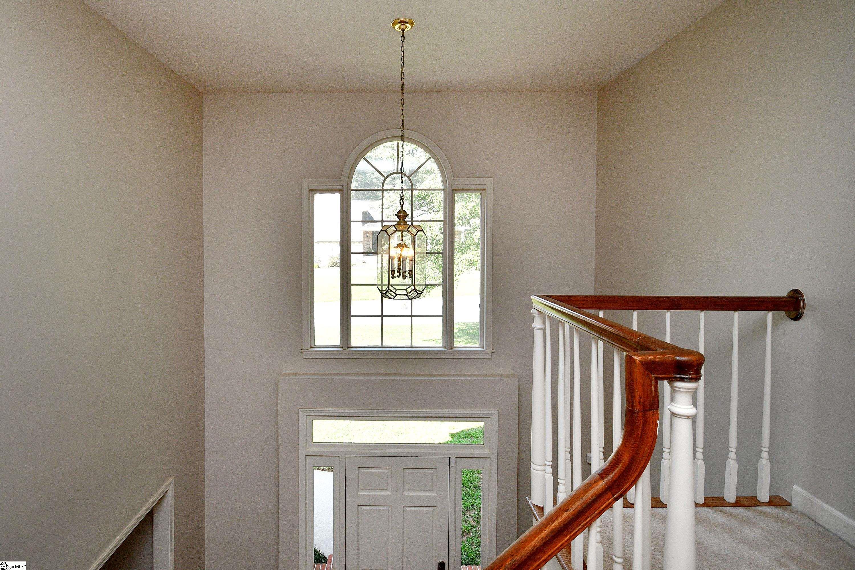 201 S Lady Slipper Lane