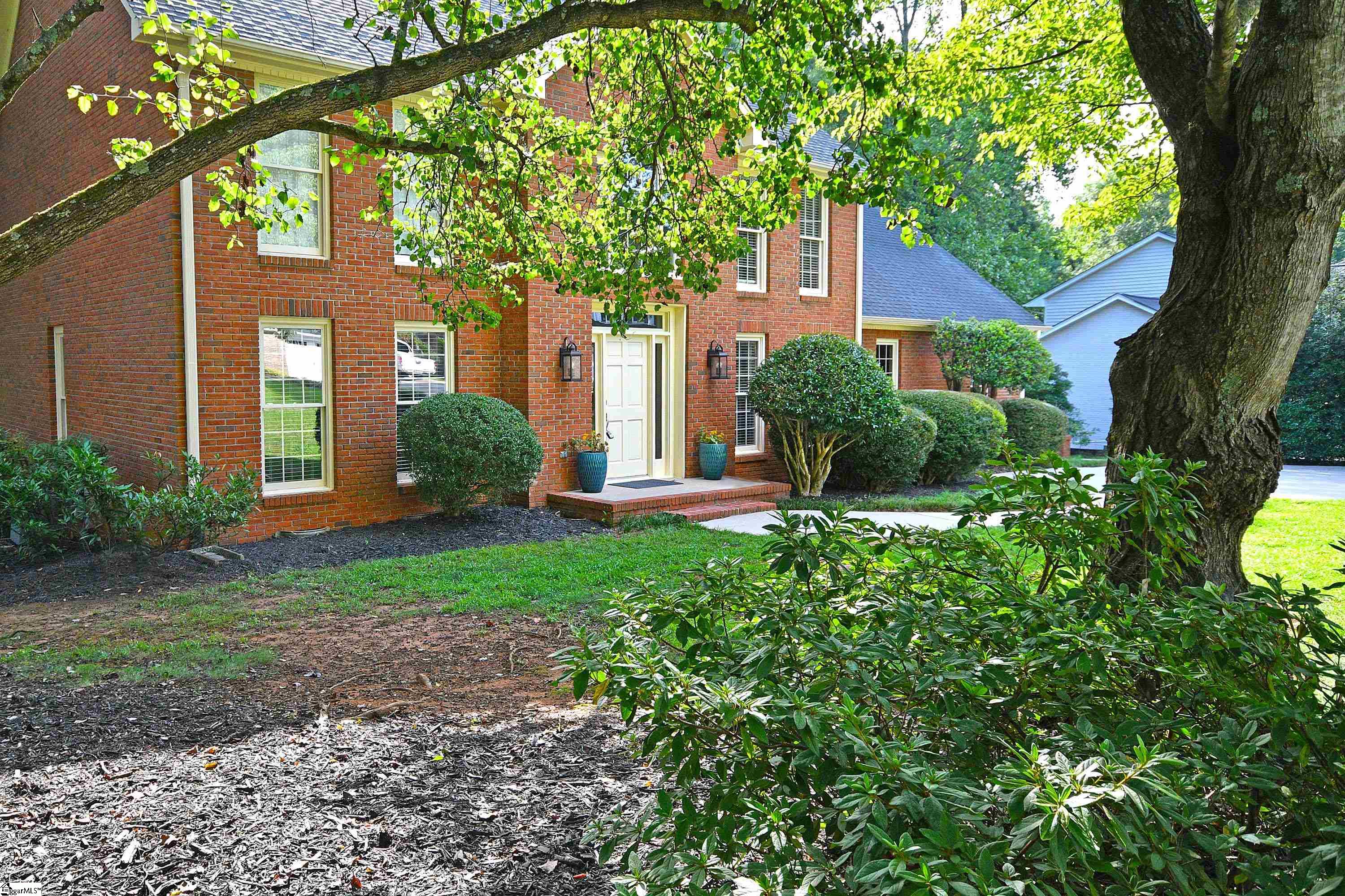 201 S Lady Slipper Lane