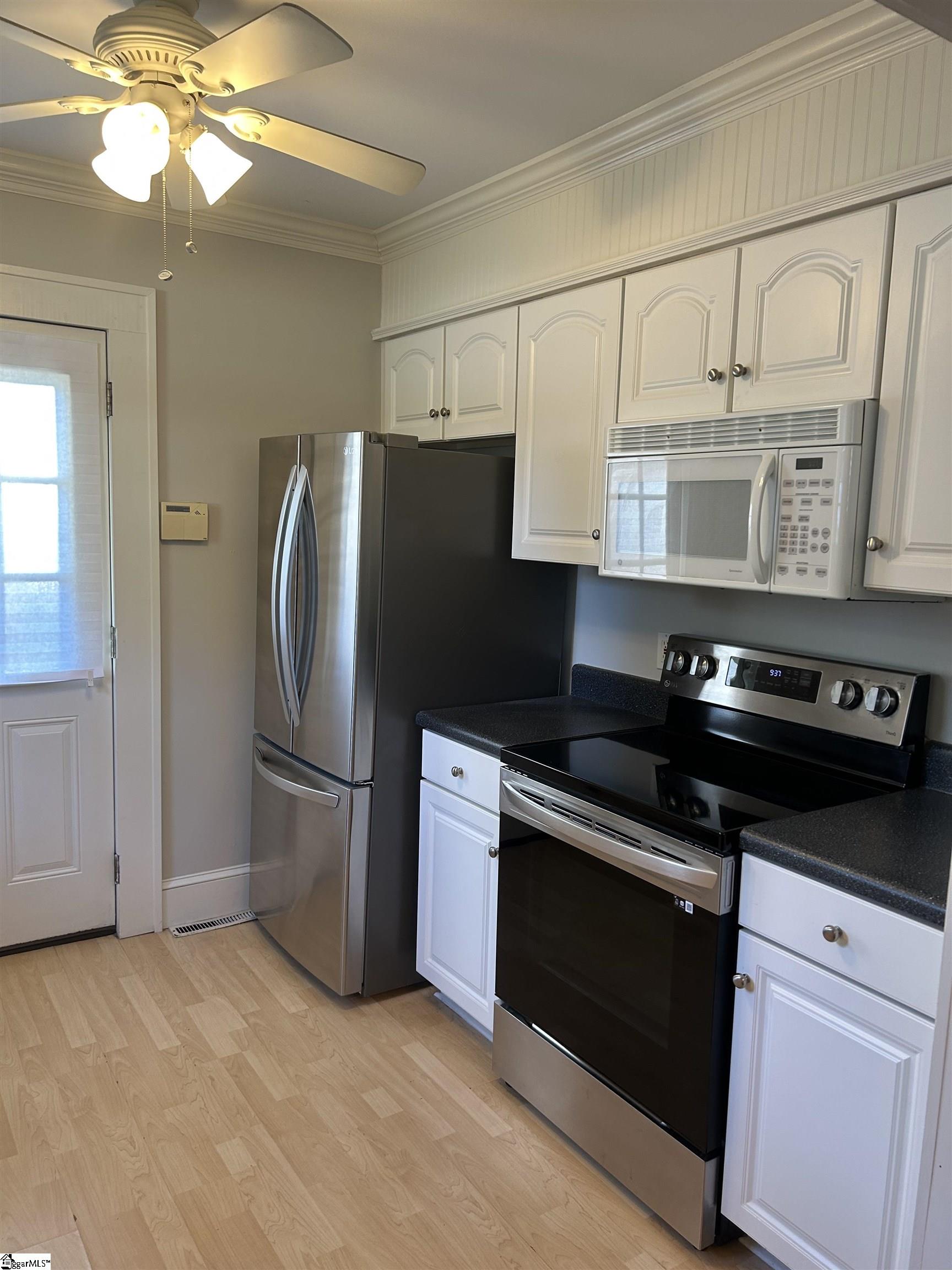 106 Long Hill Street