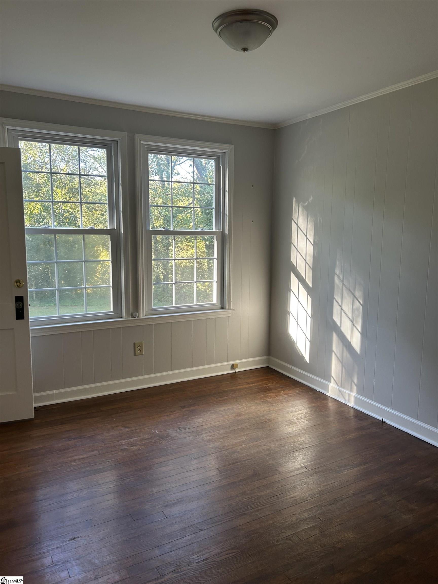 106 Long Hill Street