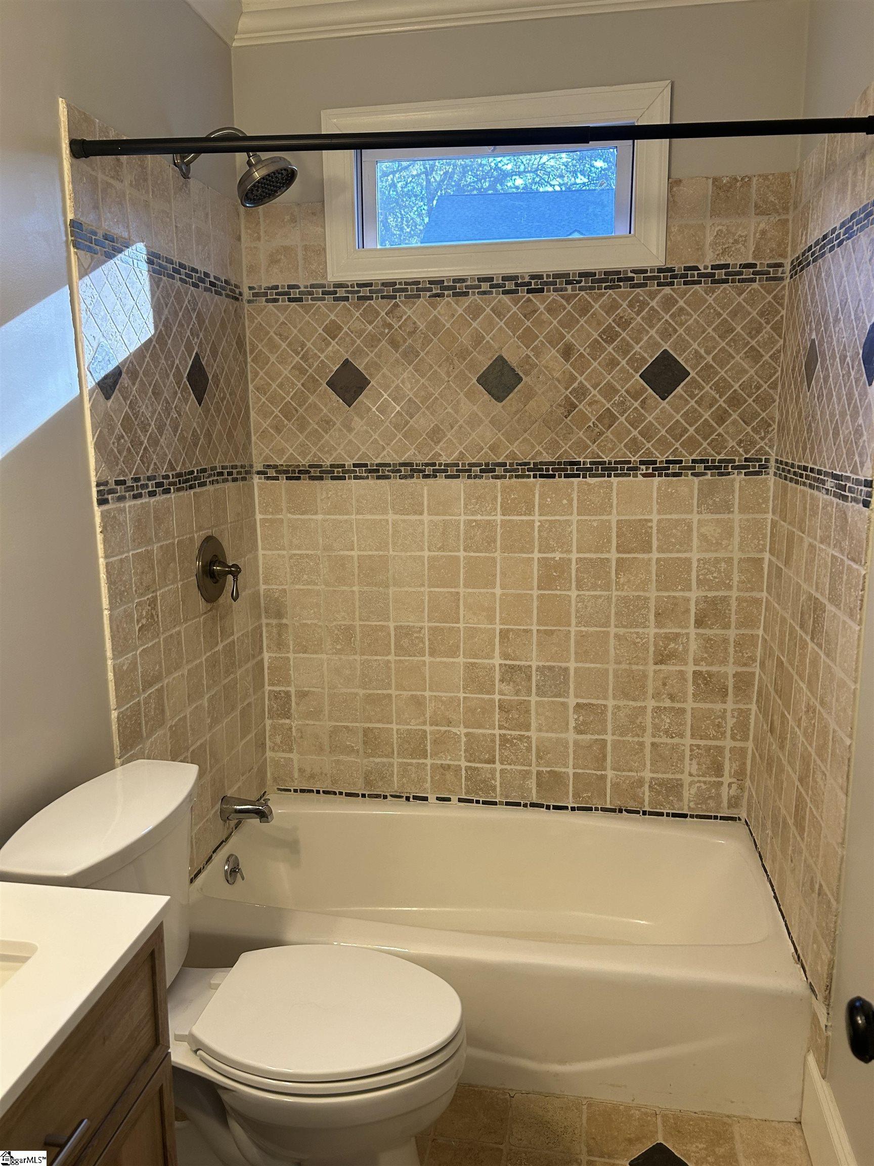 106 Long Hill Street