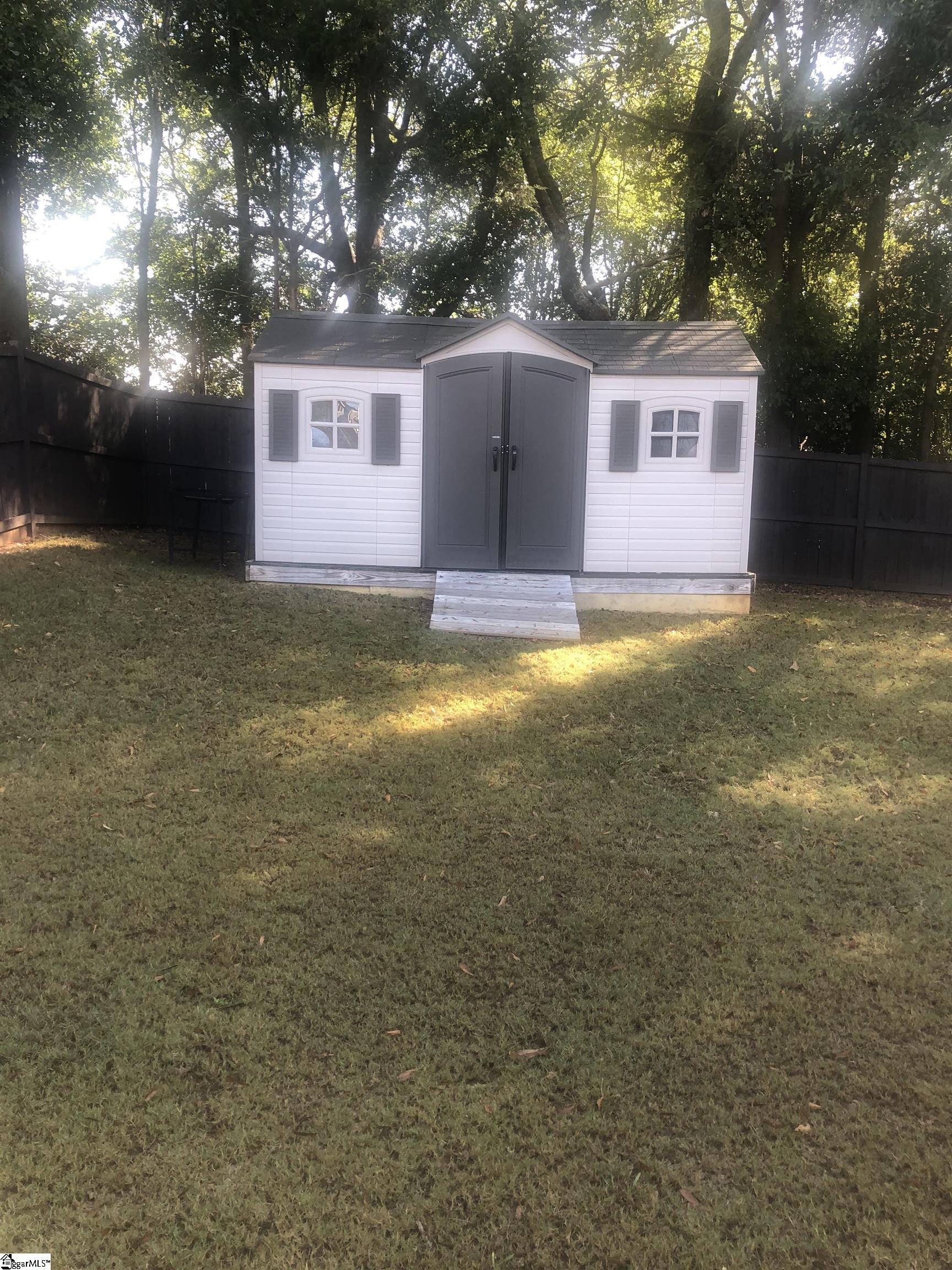 215 Peters Glenn Court