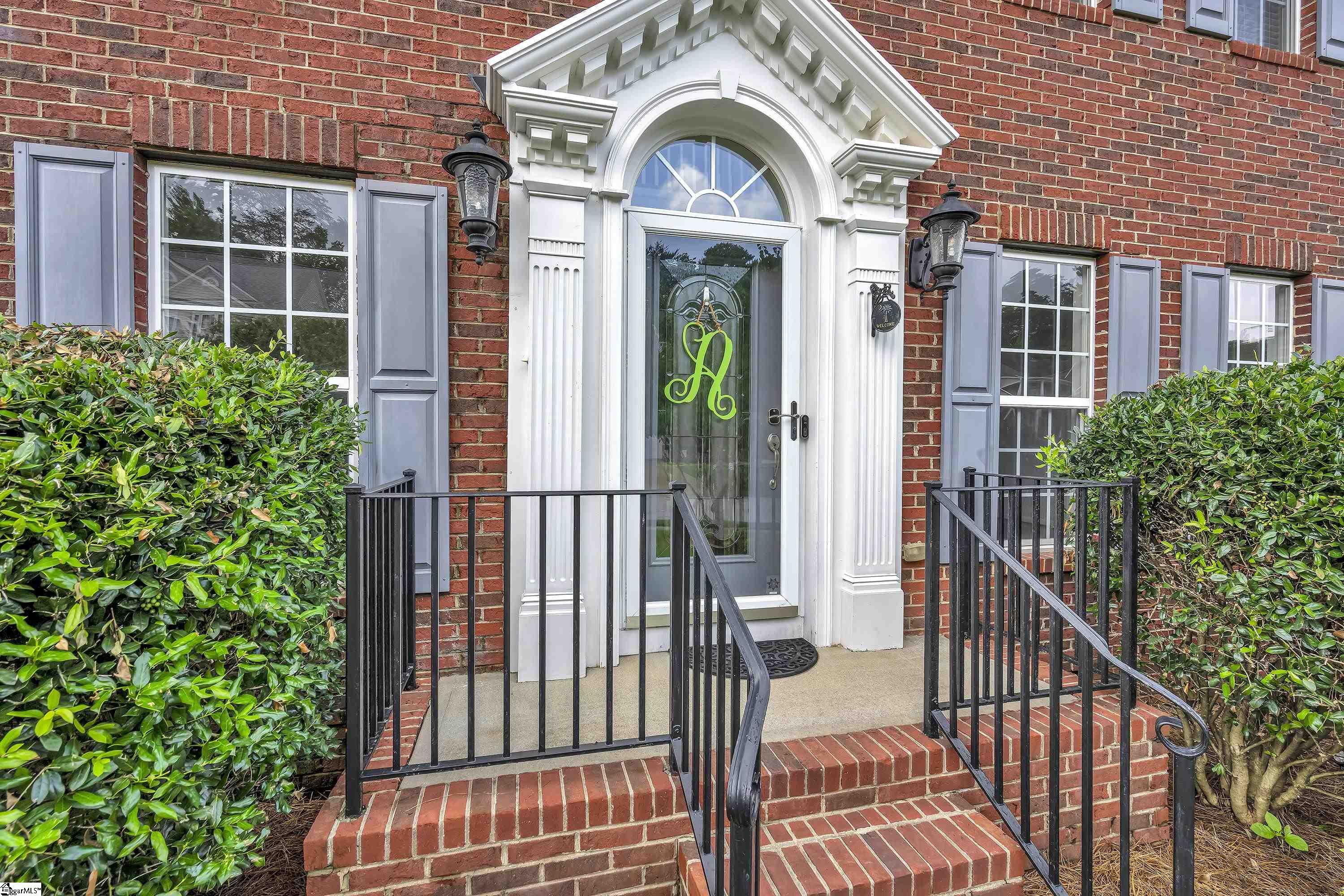 18 Meadow Rose Drive