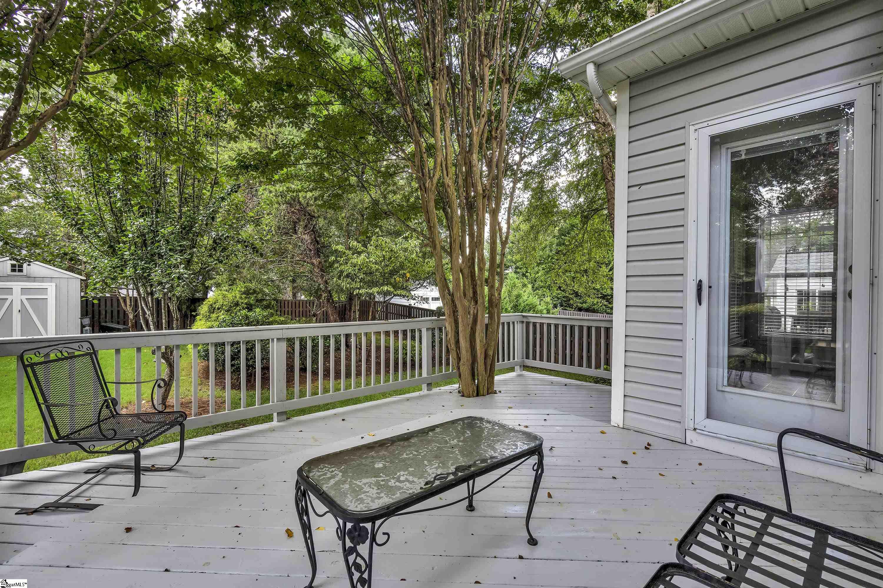 18 Meadow Rose Drive