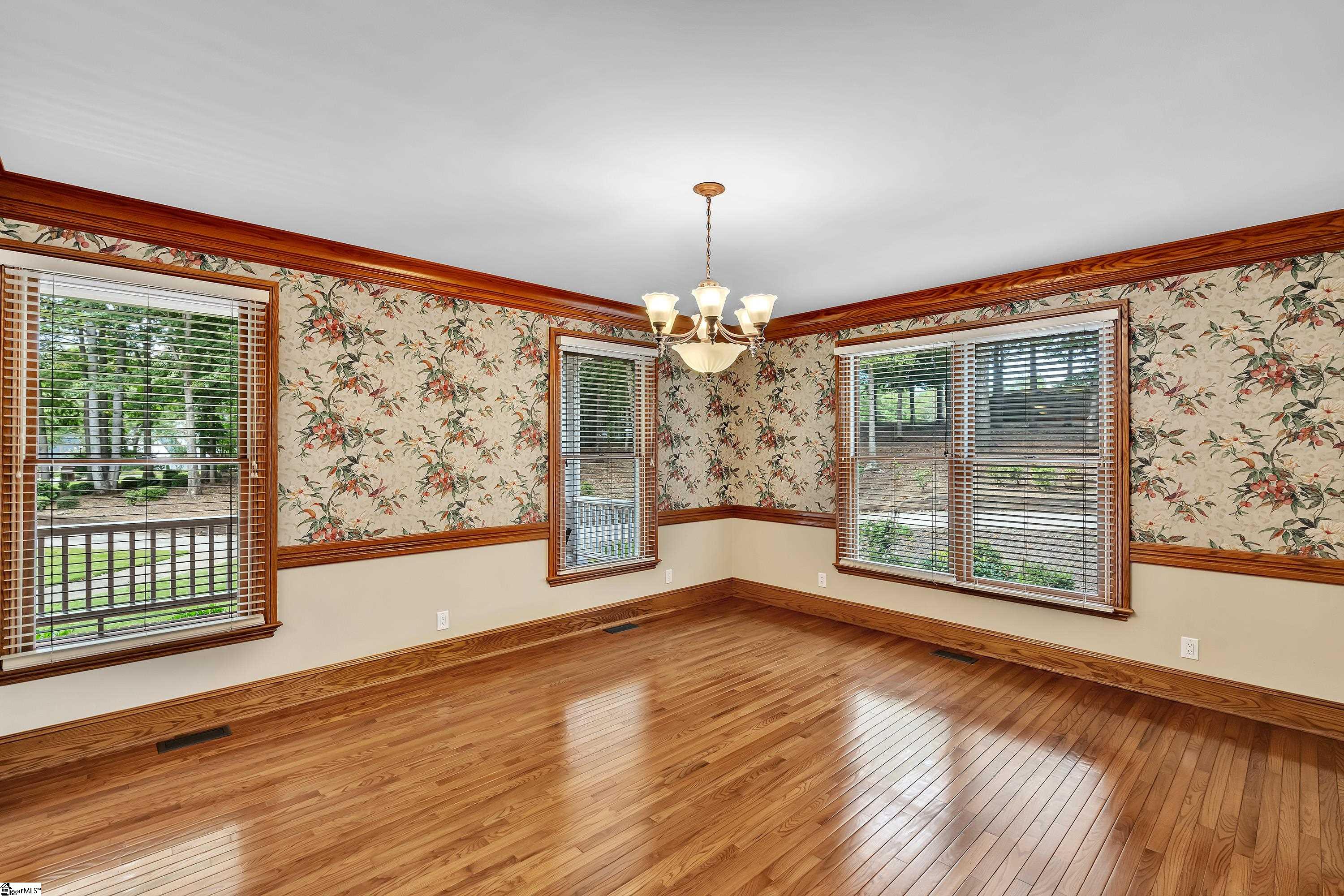 404 Raes Creek Drive