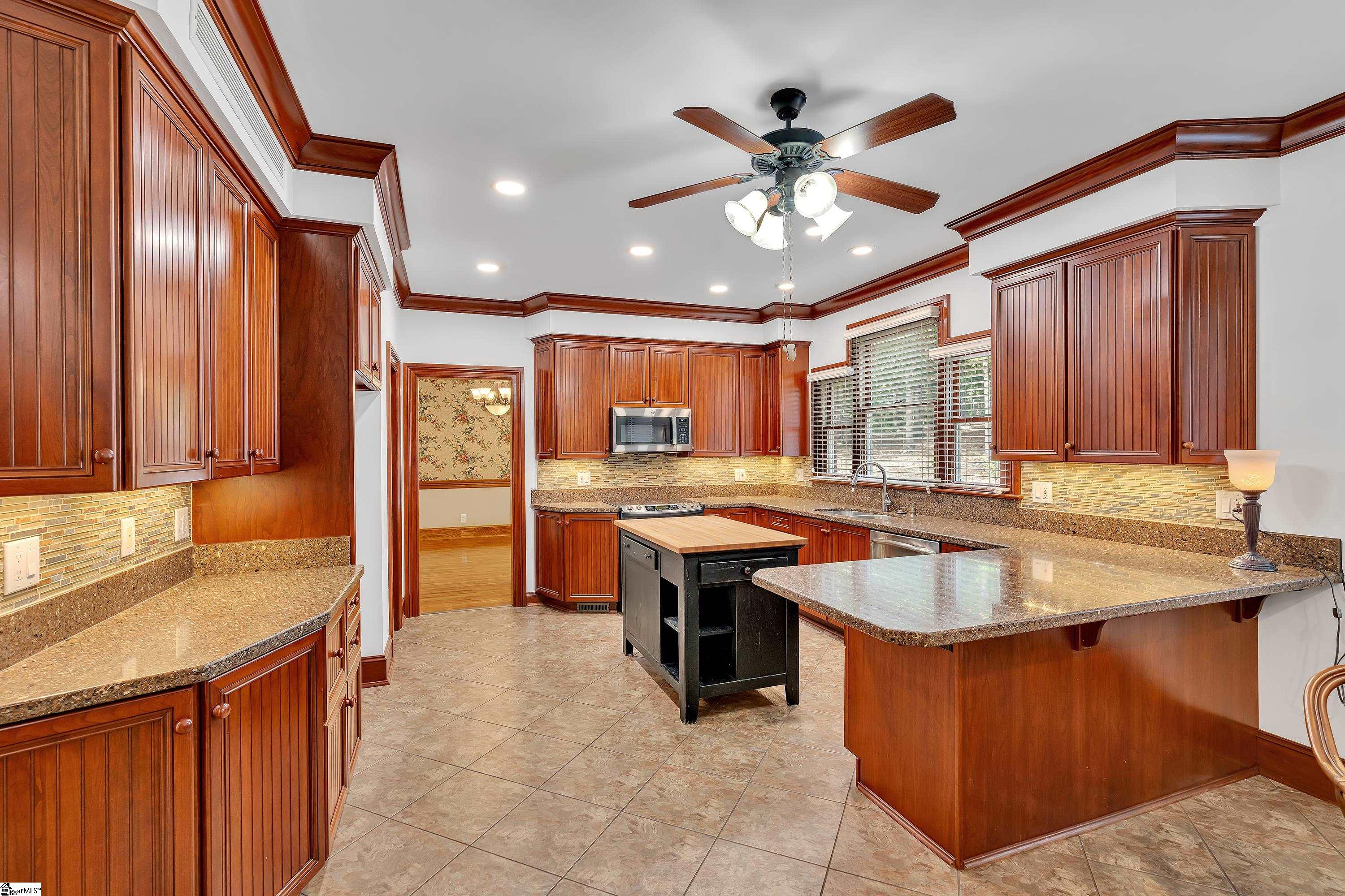 404 Raes Creek Drive