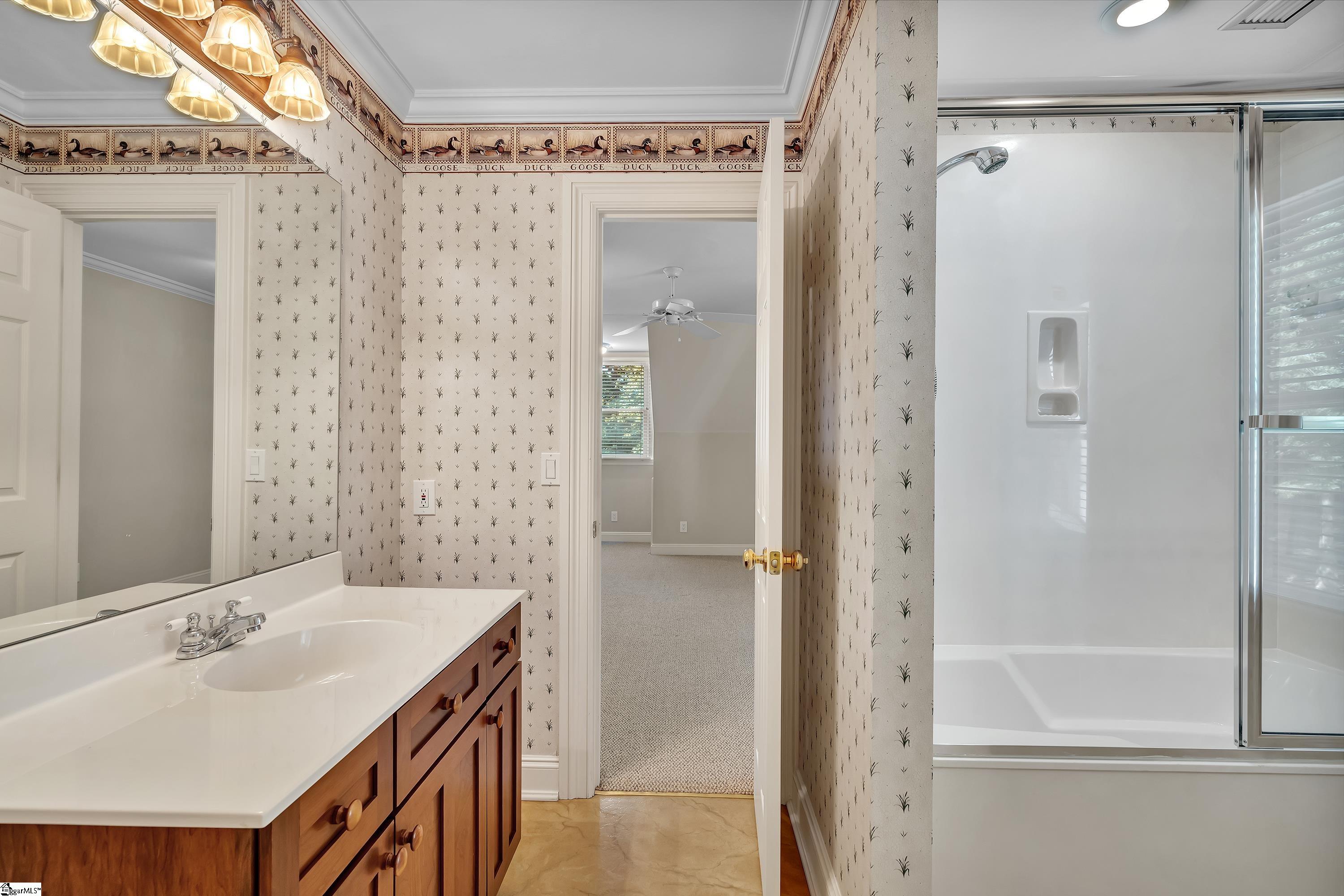 404 Raes Creek Drive