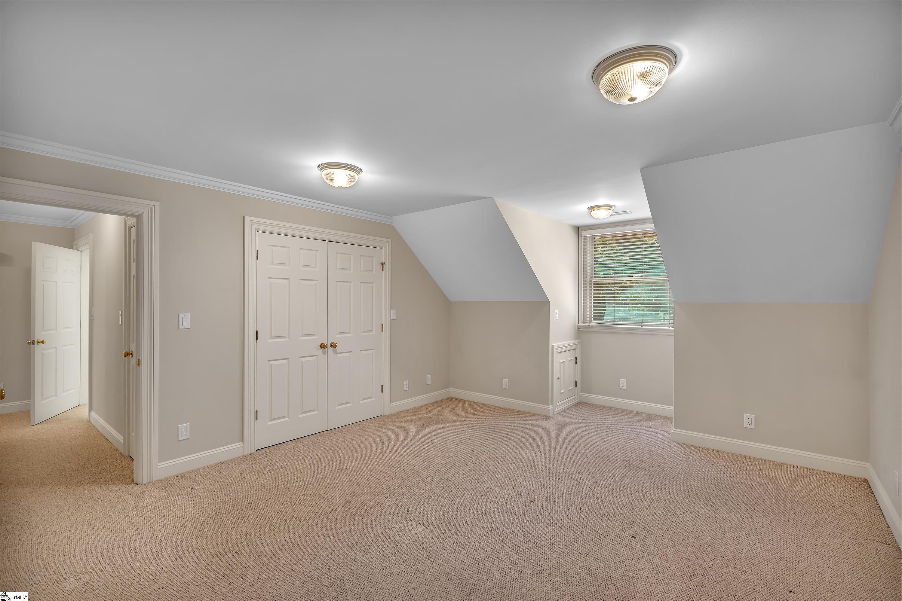 404 Raes Creek Drive