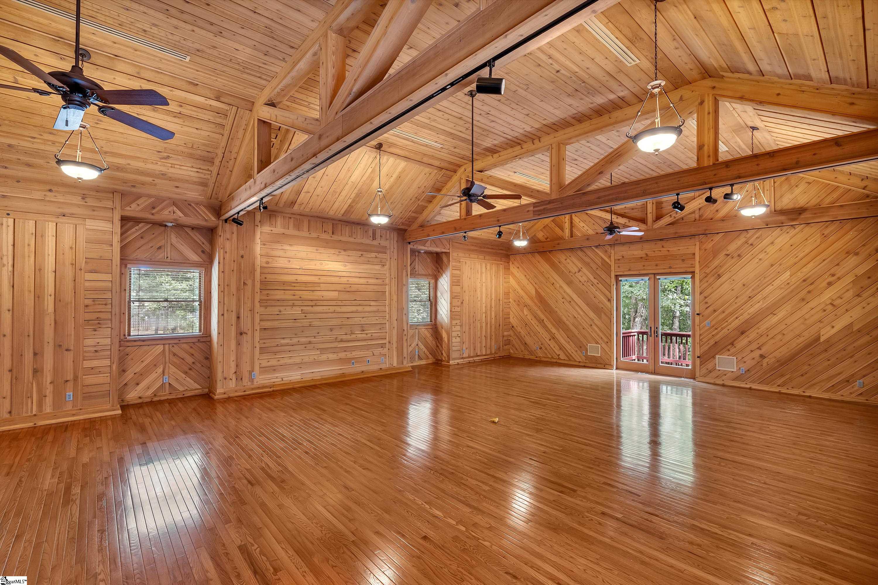 404 Raes Creek Drive