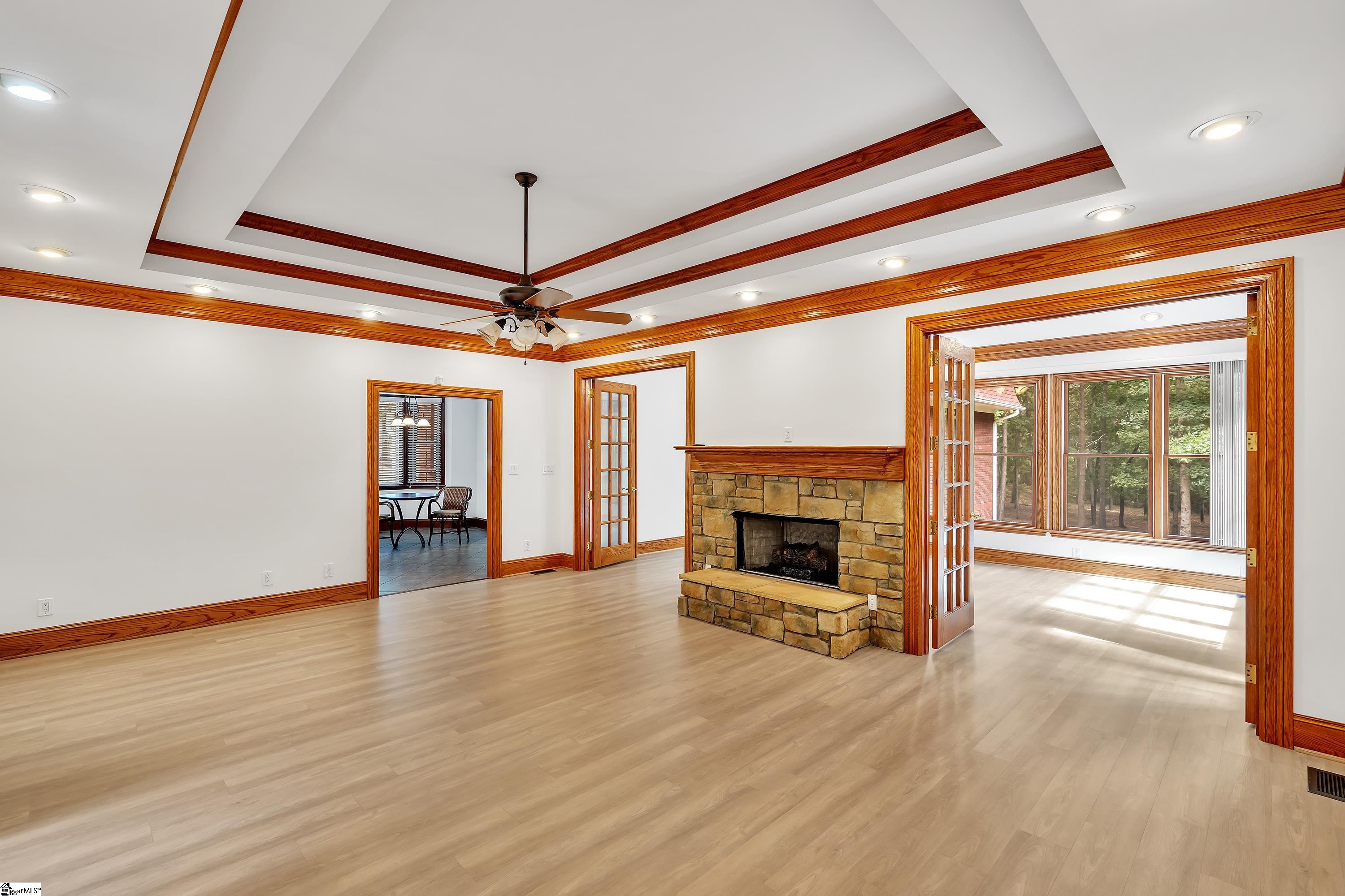 404 Raes Creek Drive