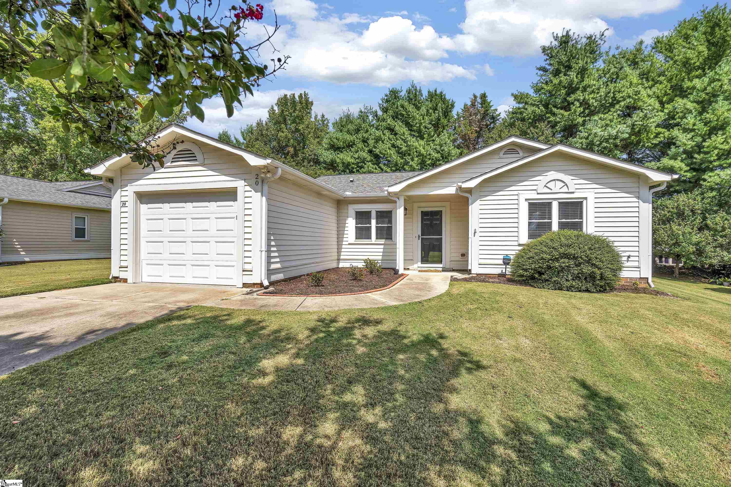 20 Woodtrace Circle