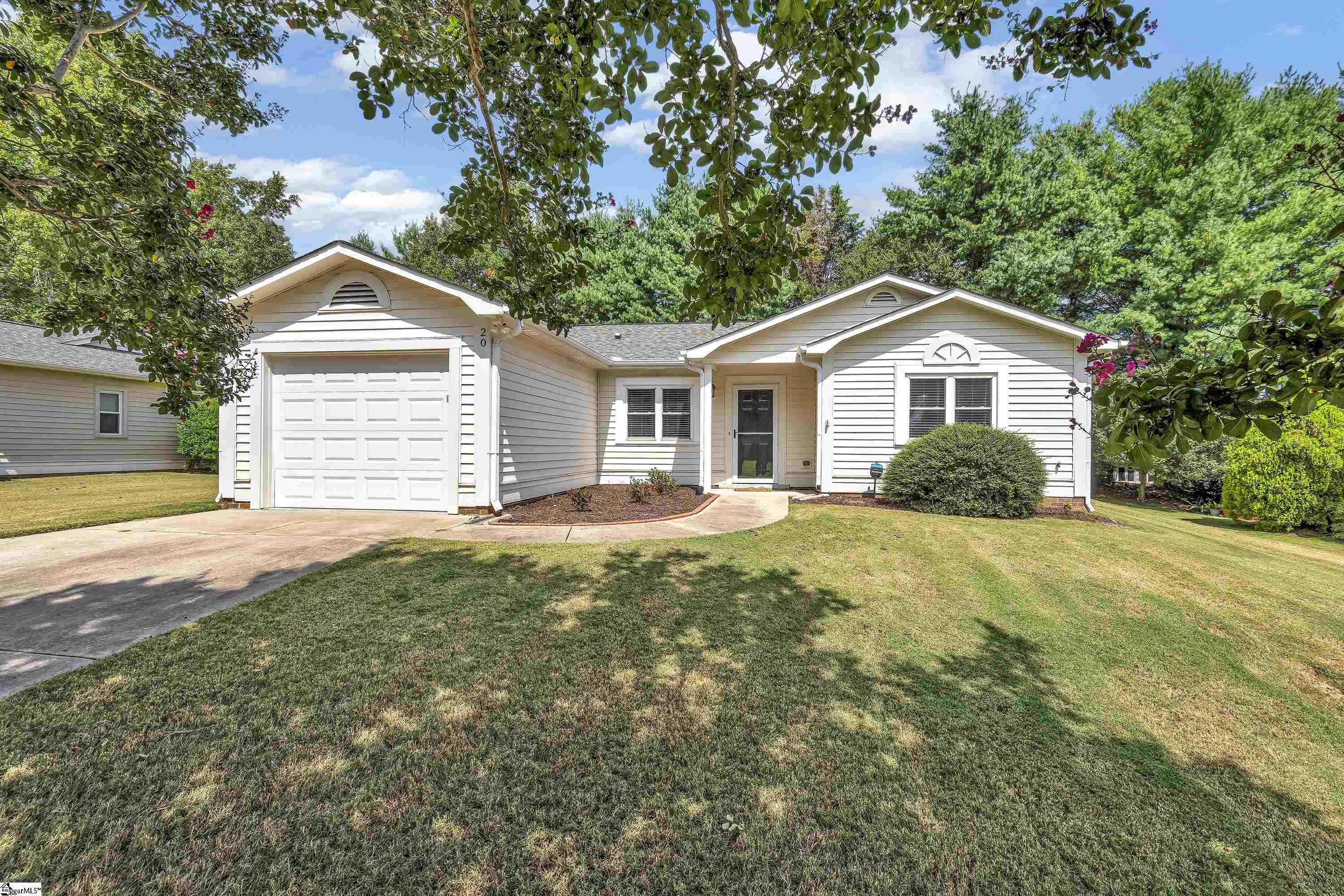 20 Woodtrace Circle
