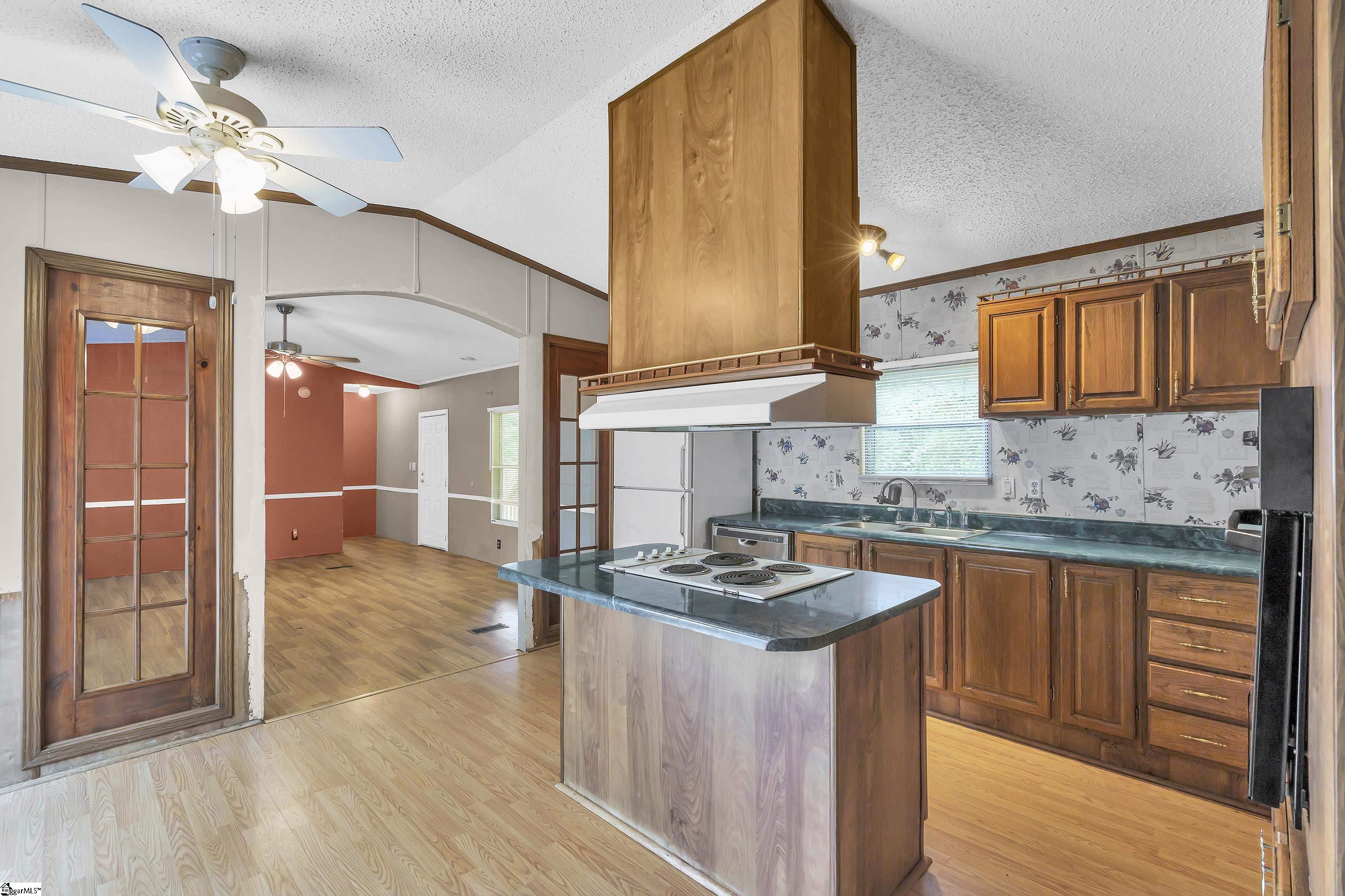 355 Honeysuckle Road