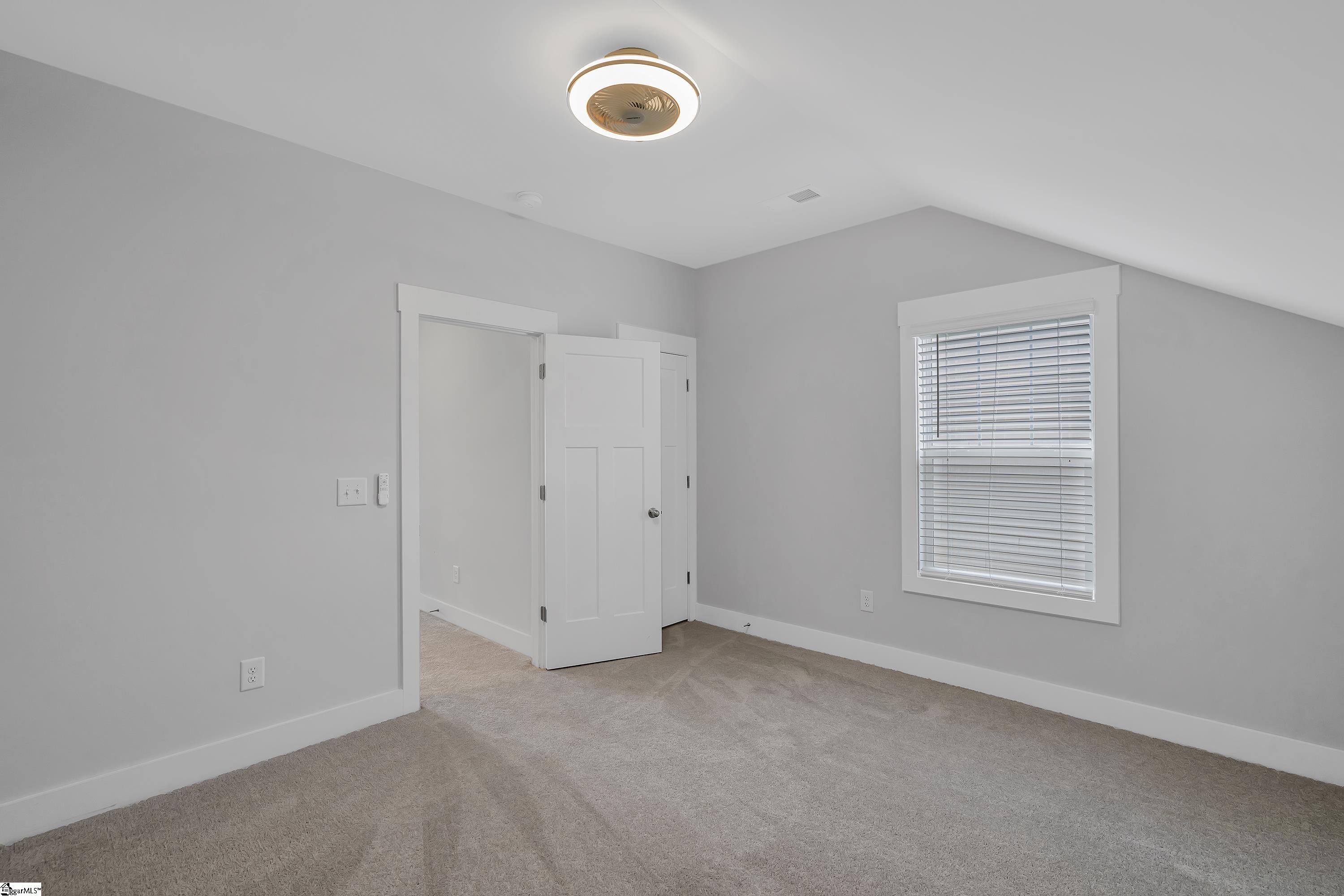 812 Redmill Lane