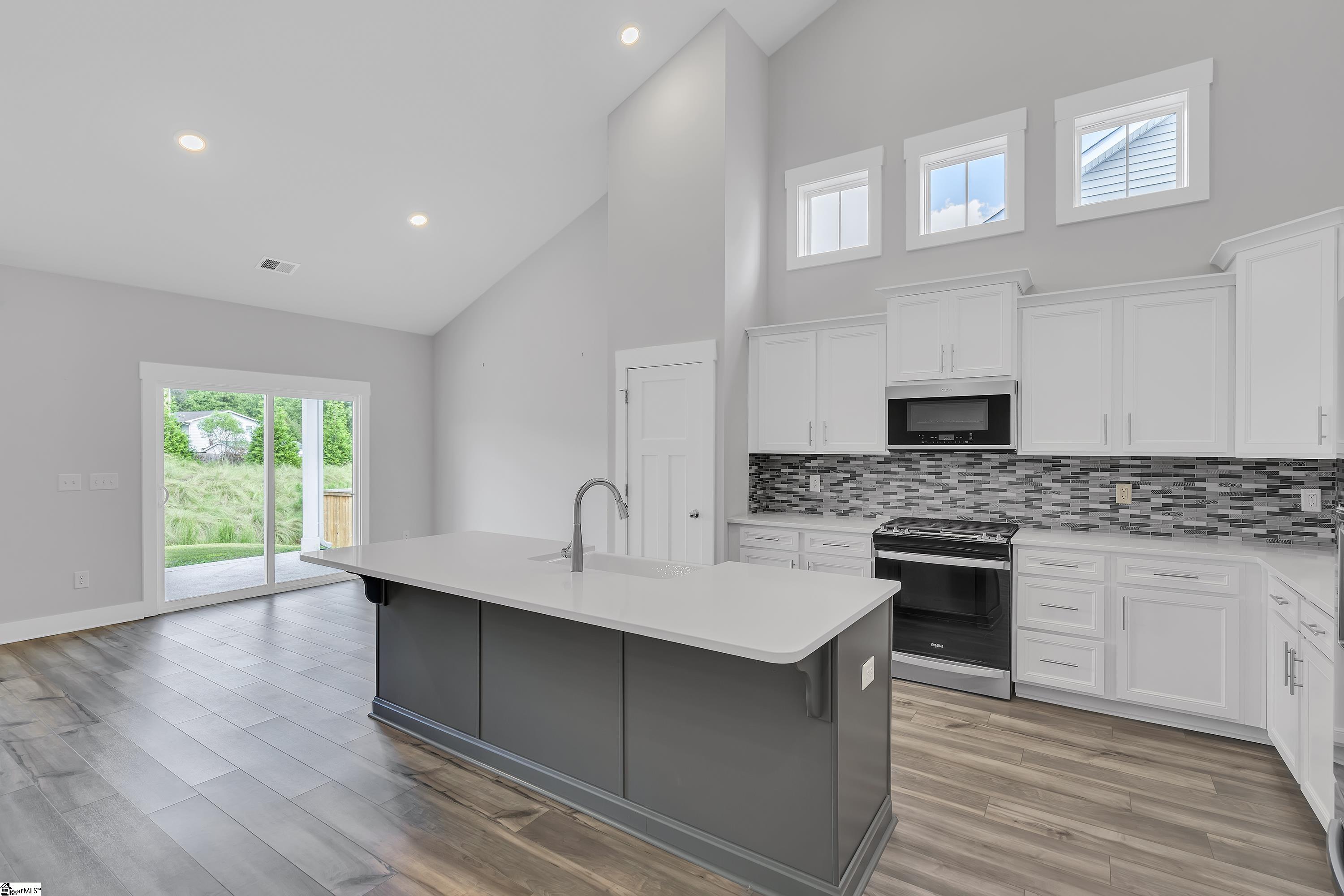 812 Redmill Lane