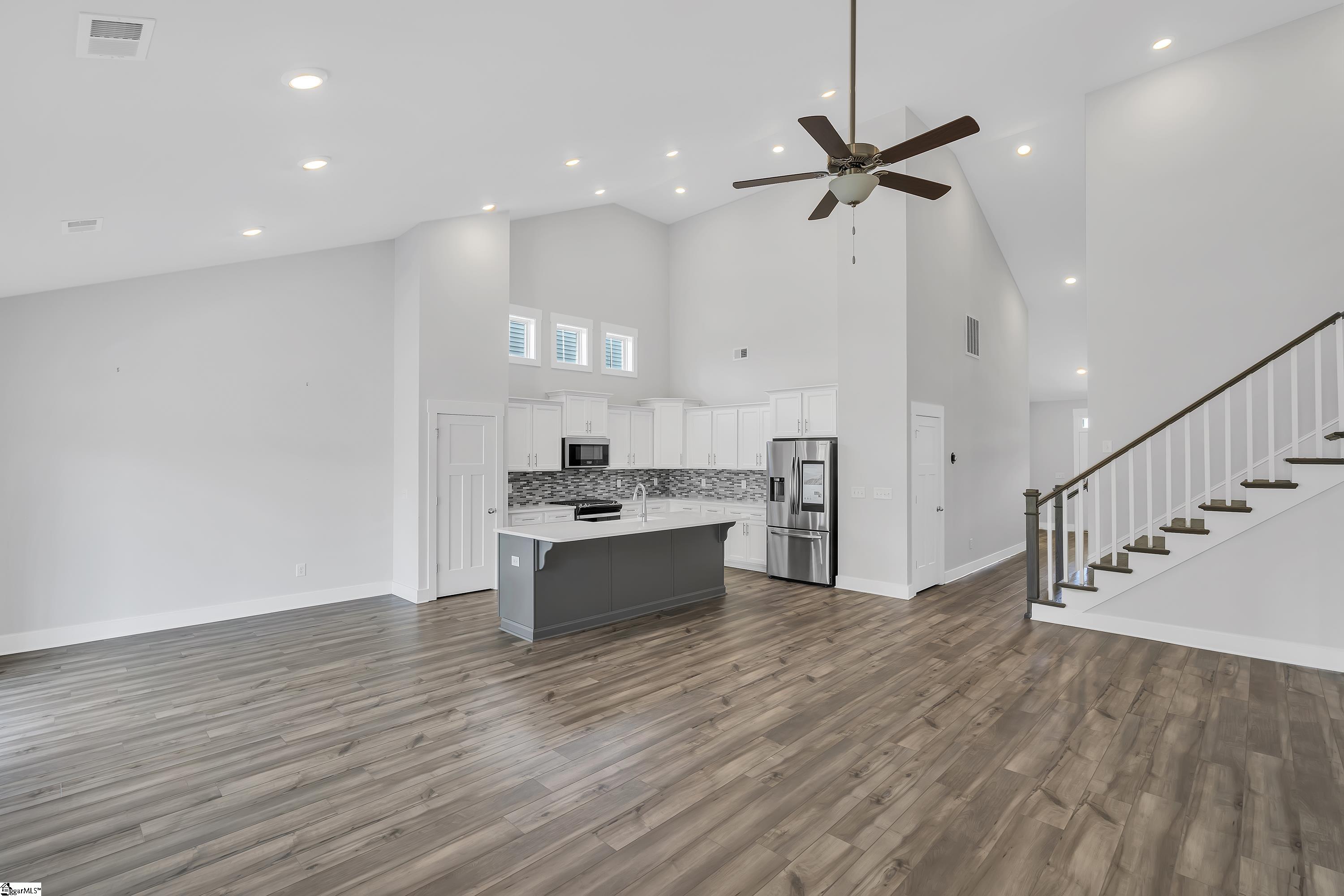 812 Redmill Lane