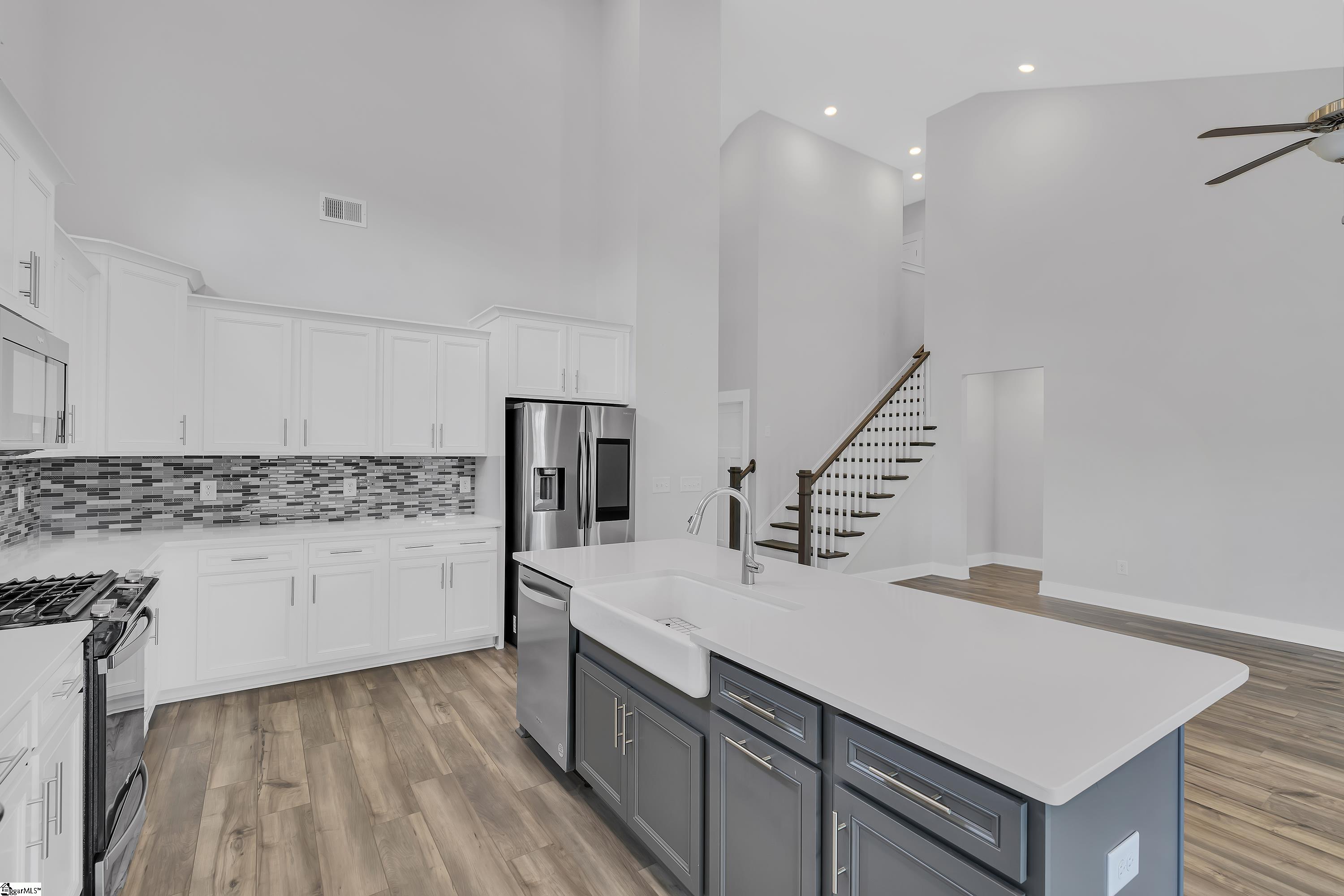 812 Redmill Lane