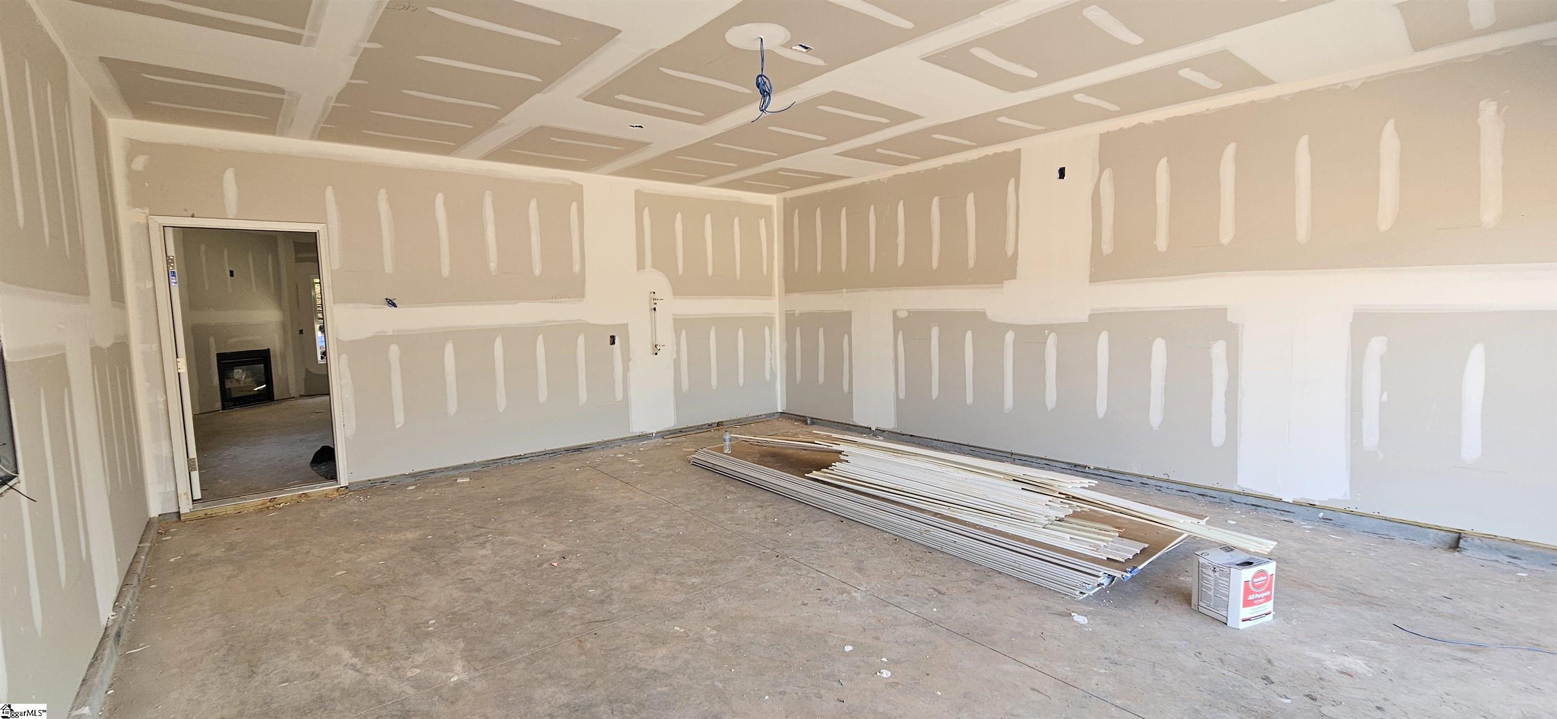 501 Barbican Place Lot 24