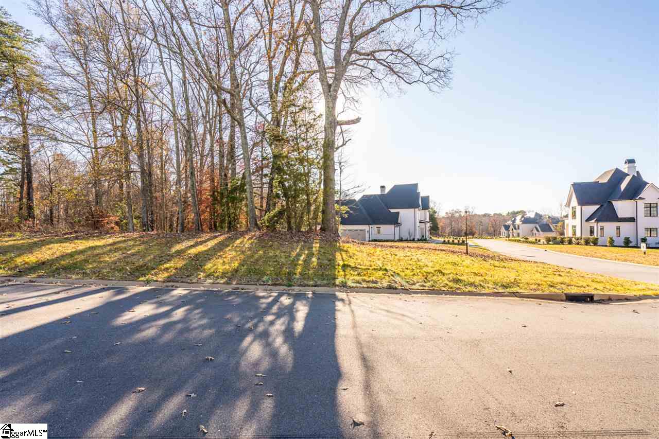 602 Rouen Court