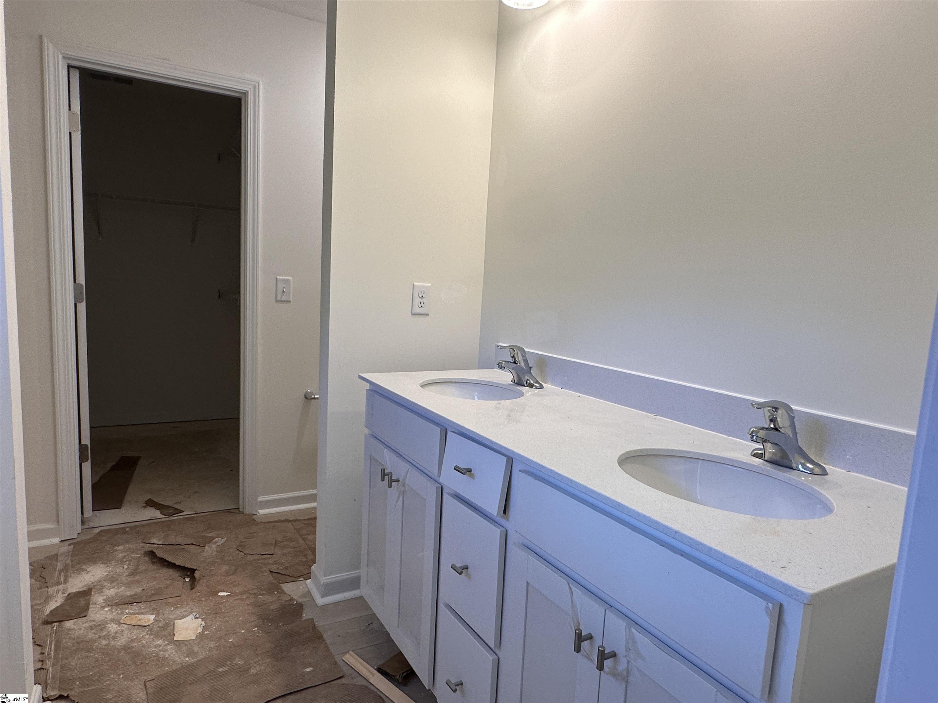 1110 Silverbend Trail