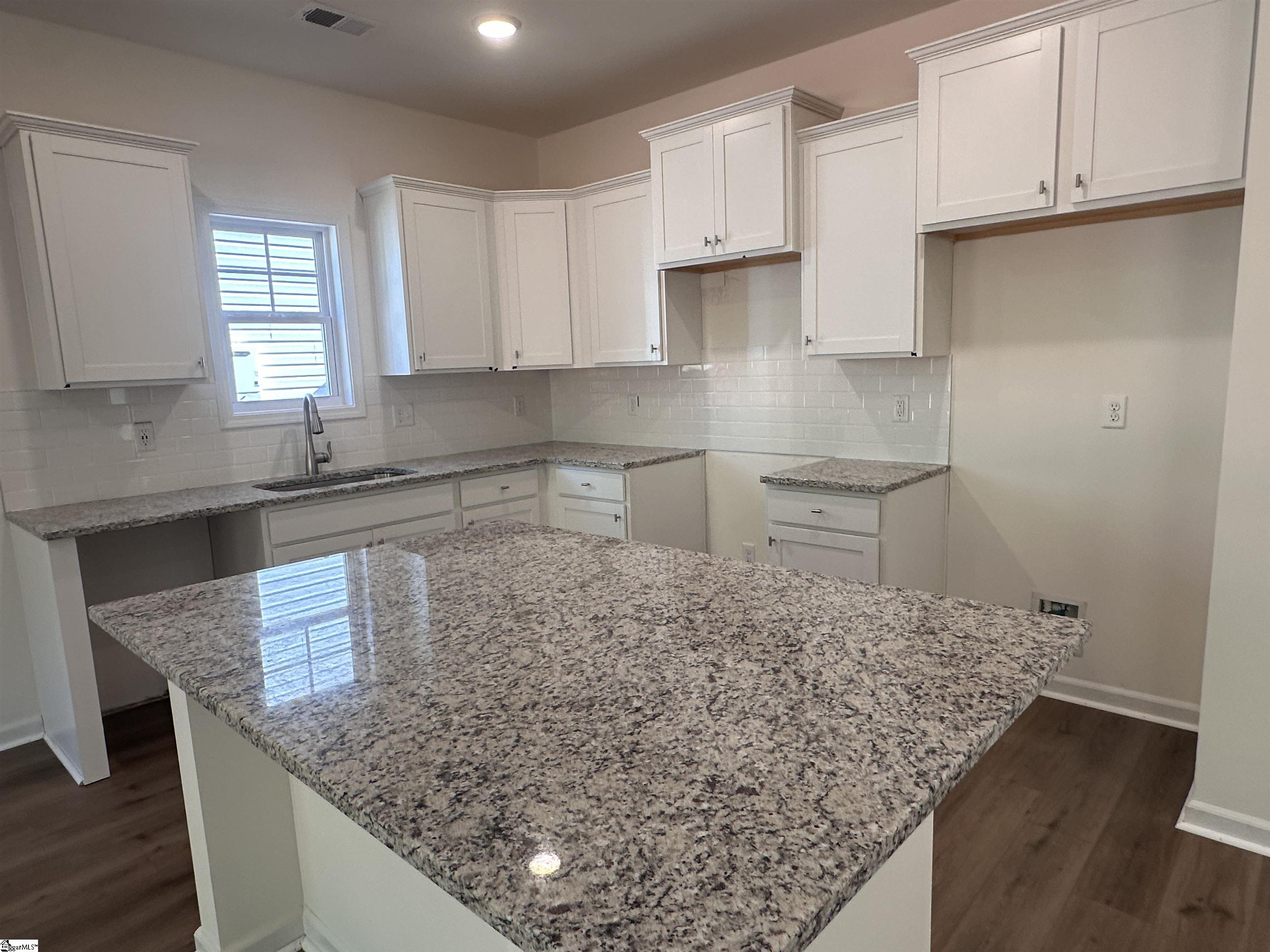 1118 Silverbend Trail