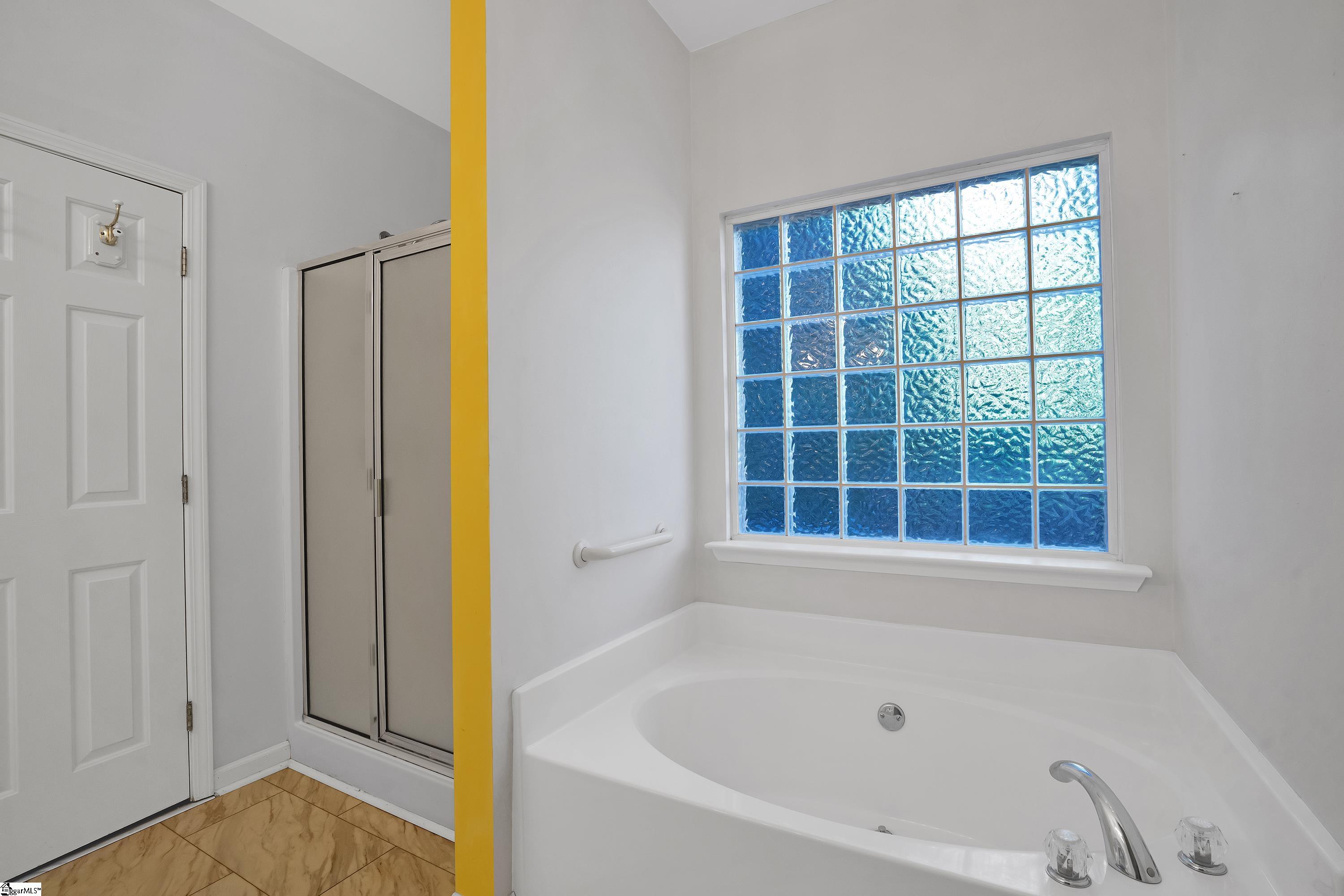 516 Walkingstick Way