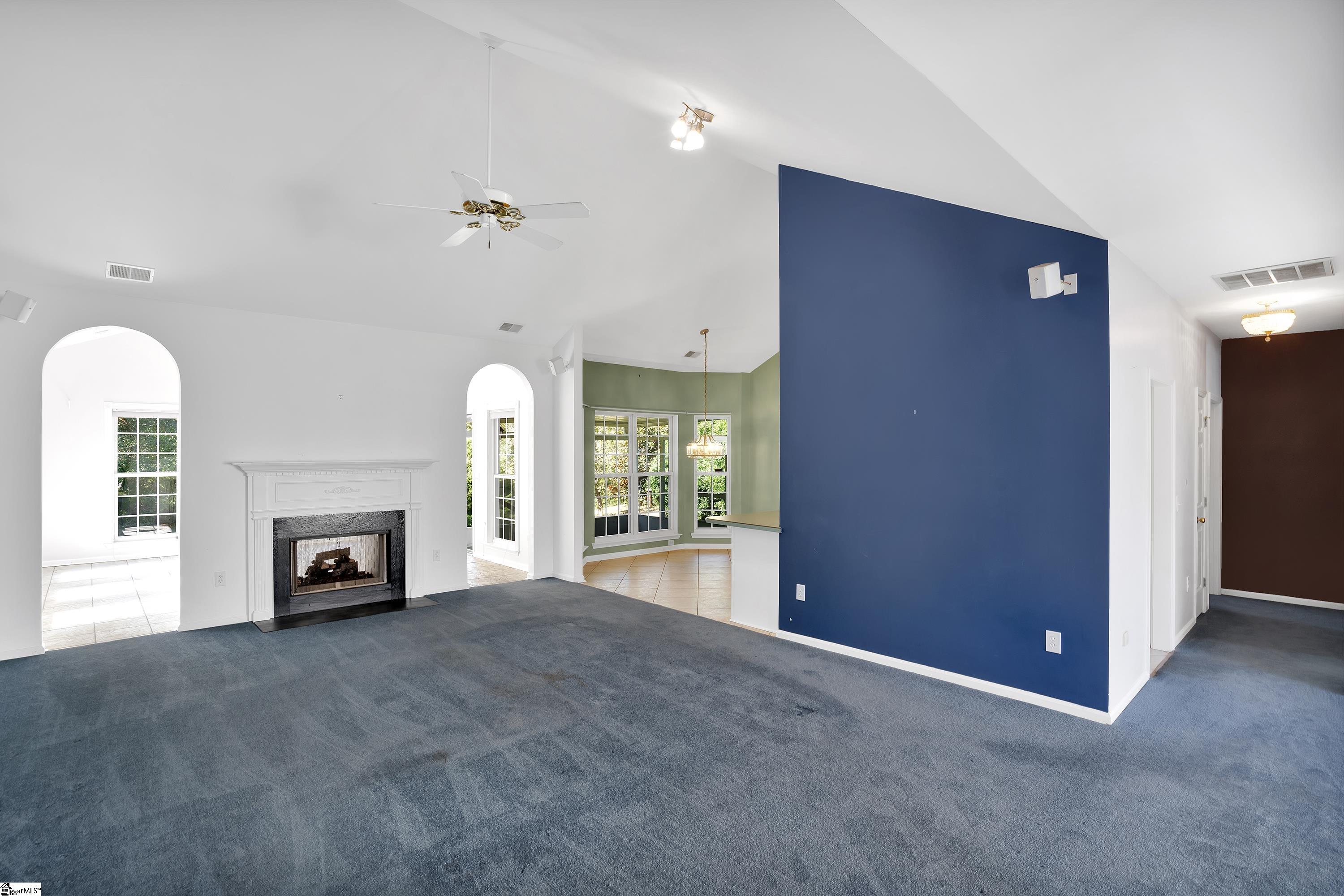 516 Walkingstick Way