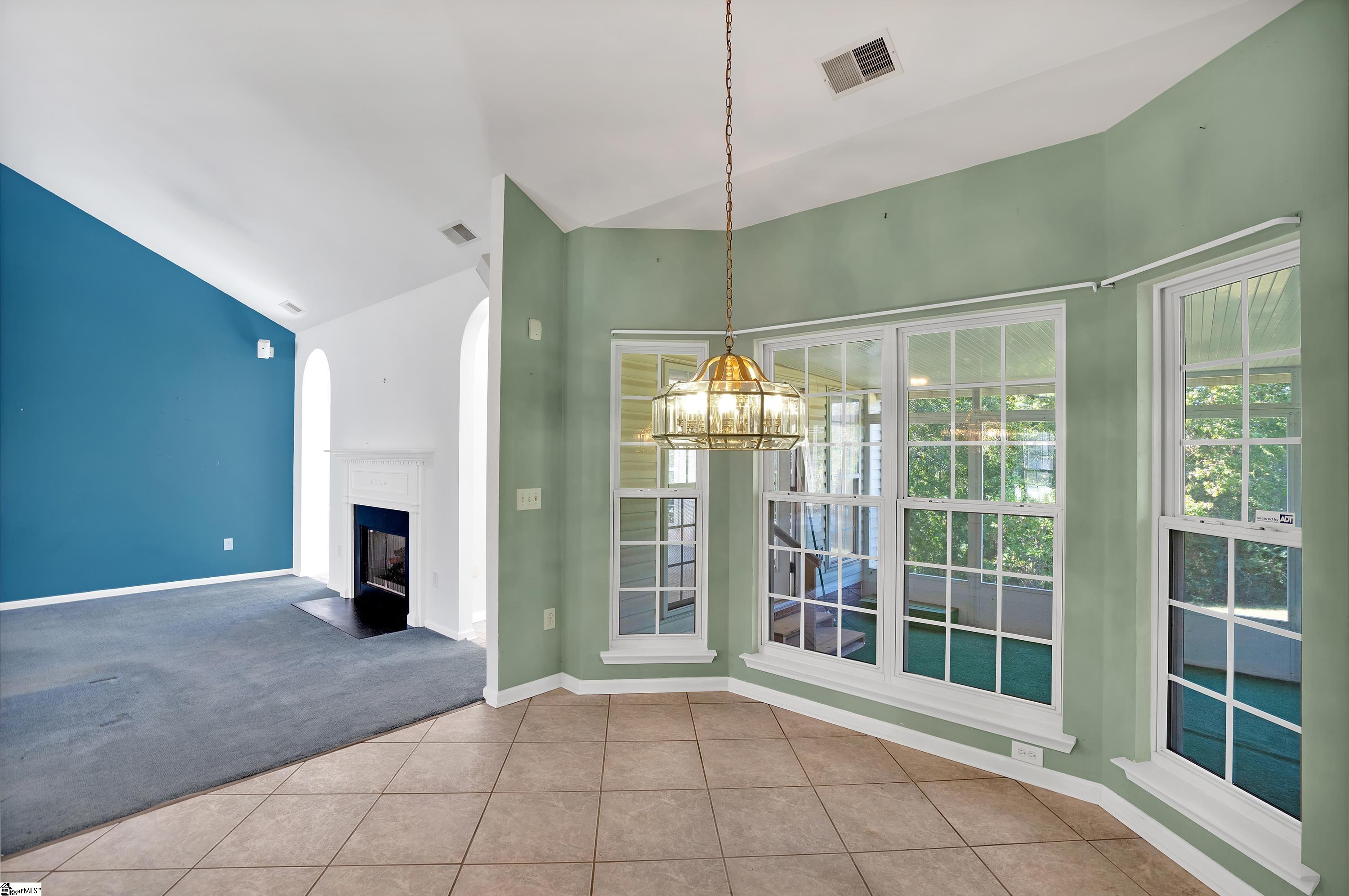 516 Walkingstick Way