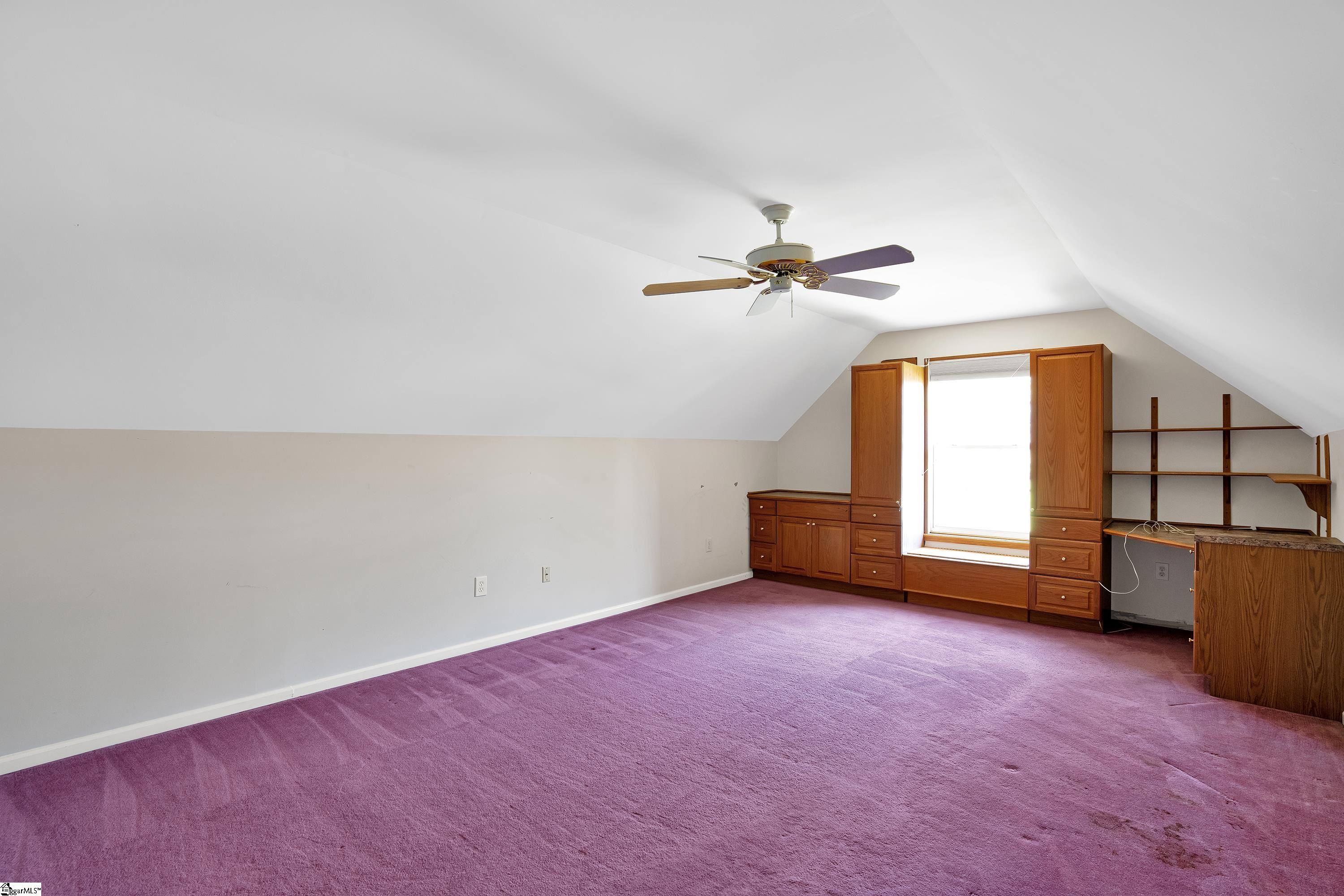 516 Walkingstick Way