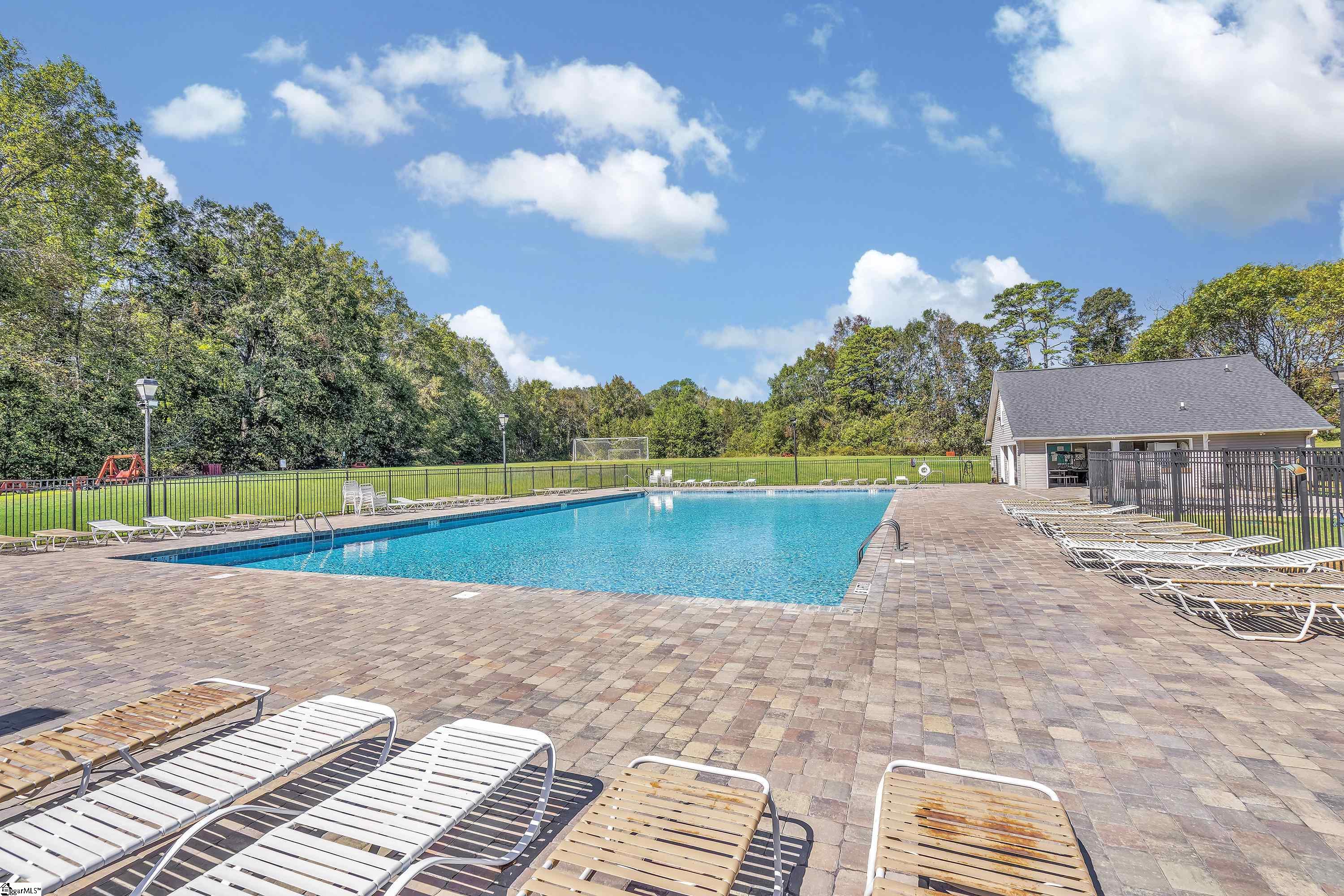 516 Walkingstick Way