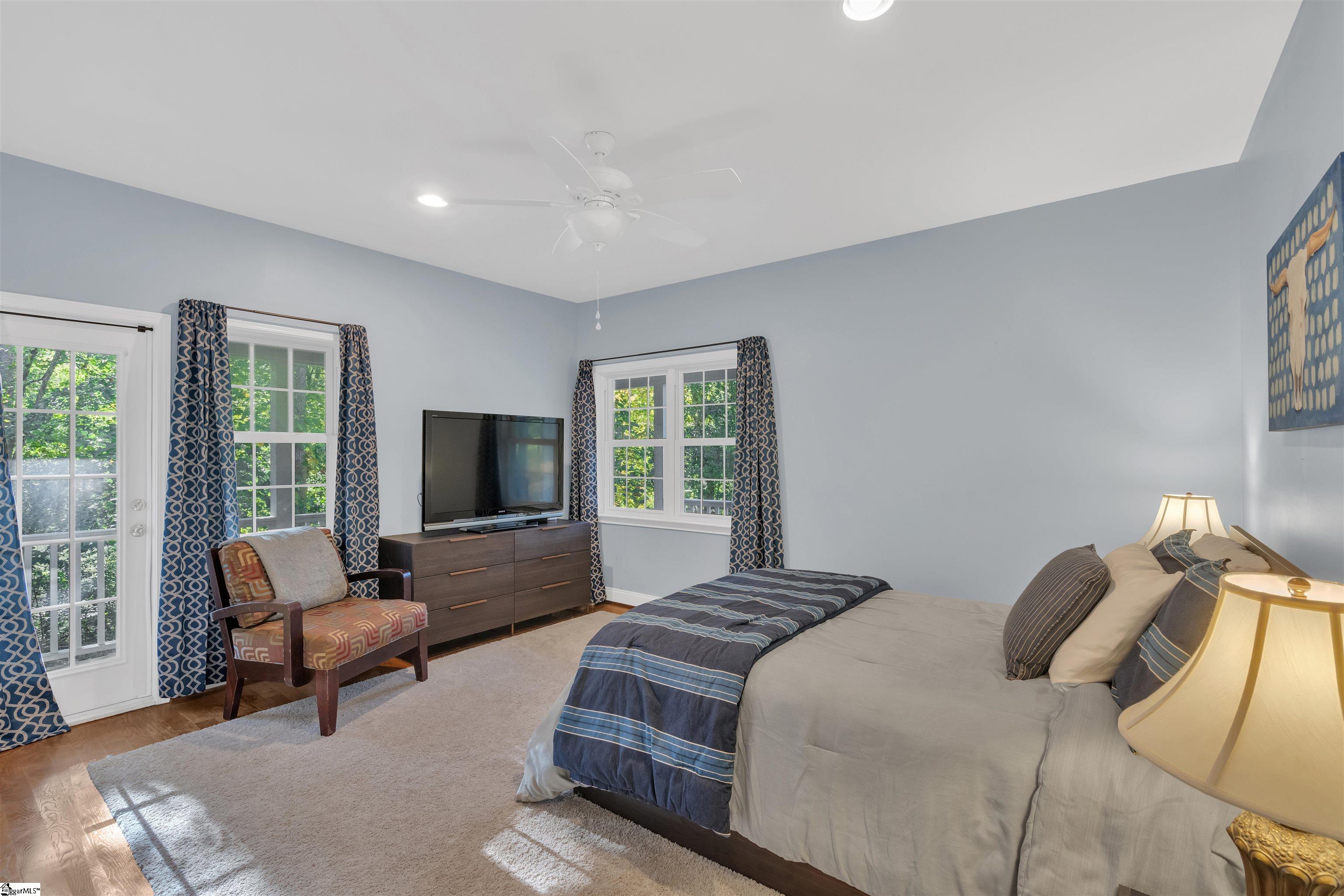 187 W Waters Edge Lane