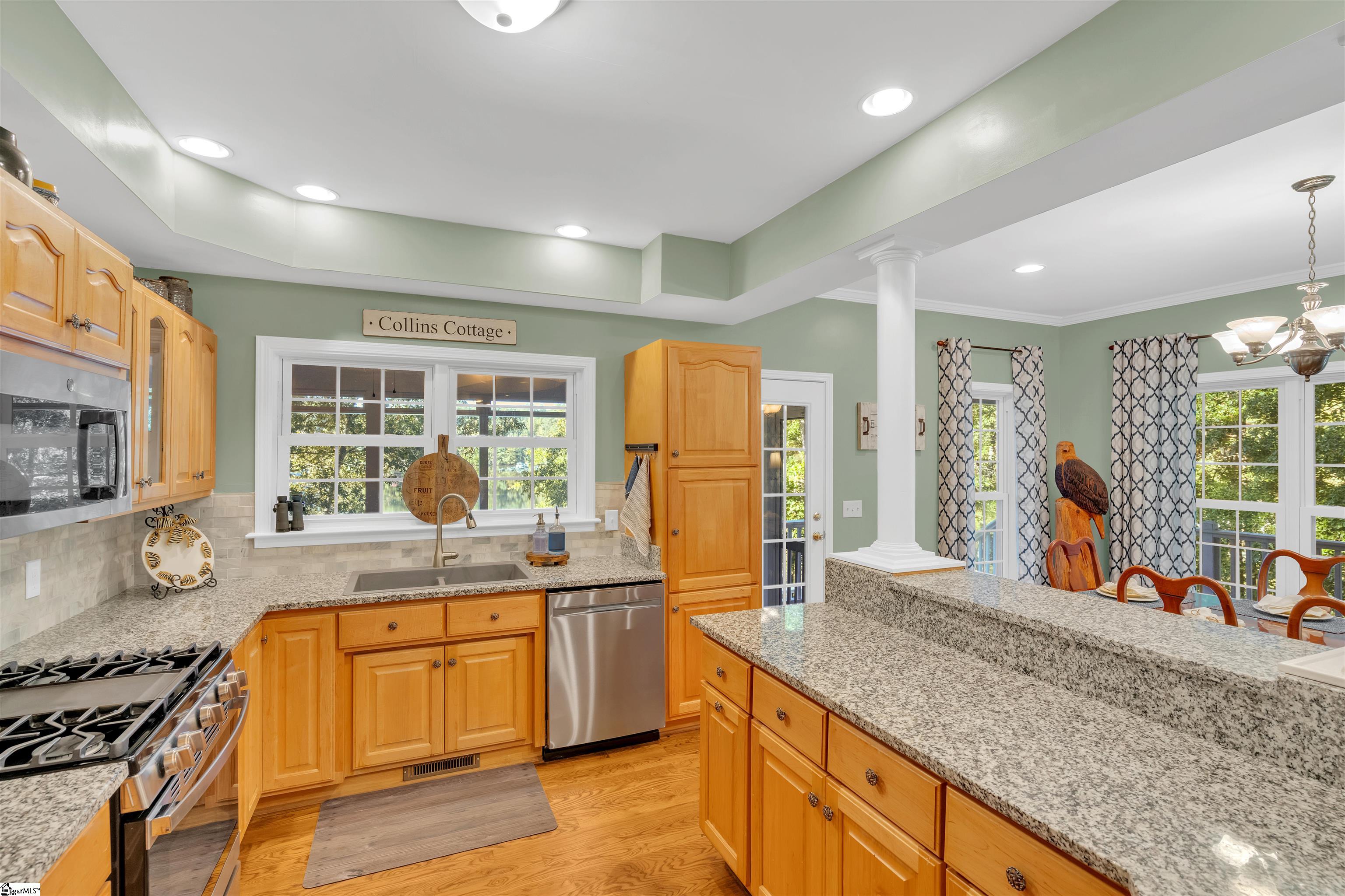 187 W Waters Edge Lane