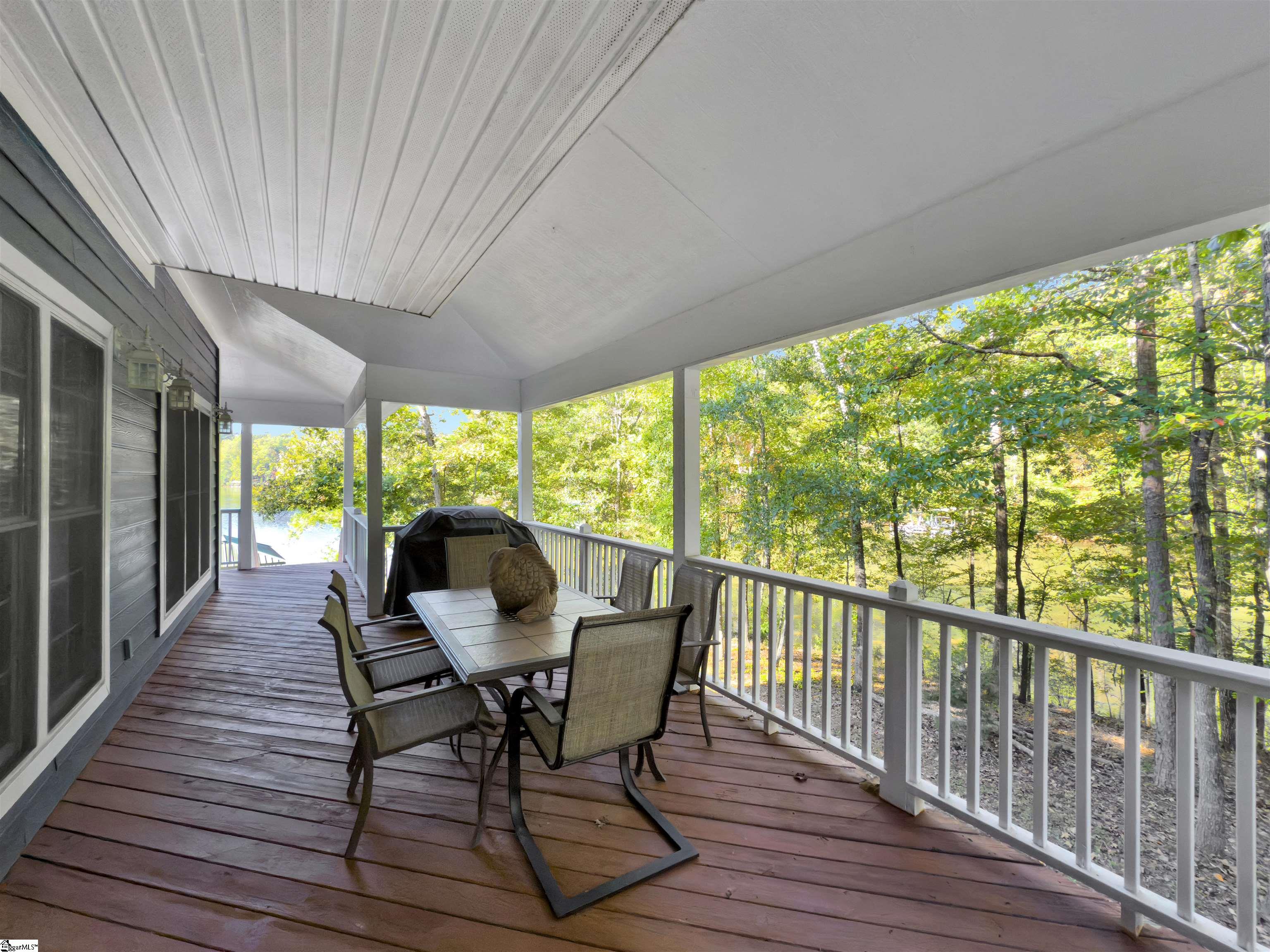 187 W Waters Edge Lane