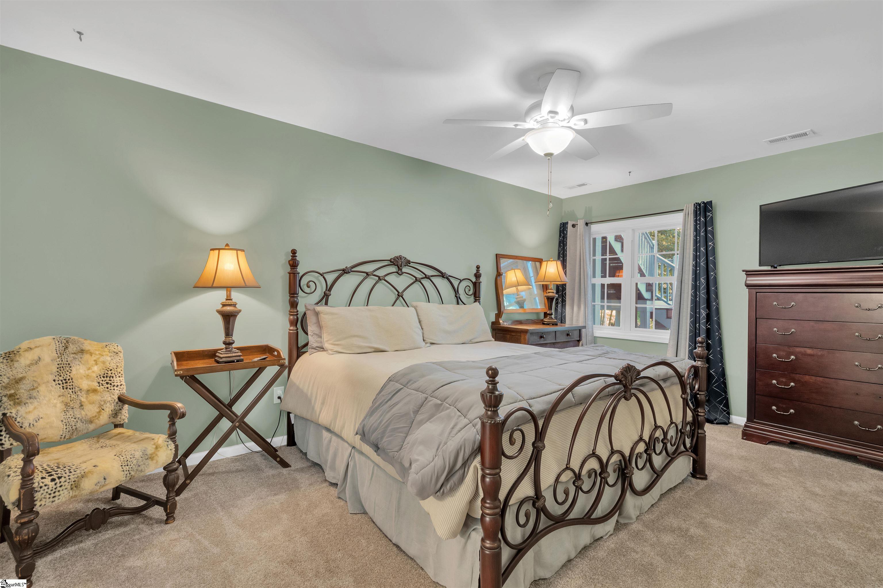 187 W Waters Edge Lane