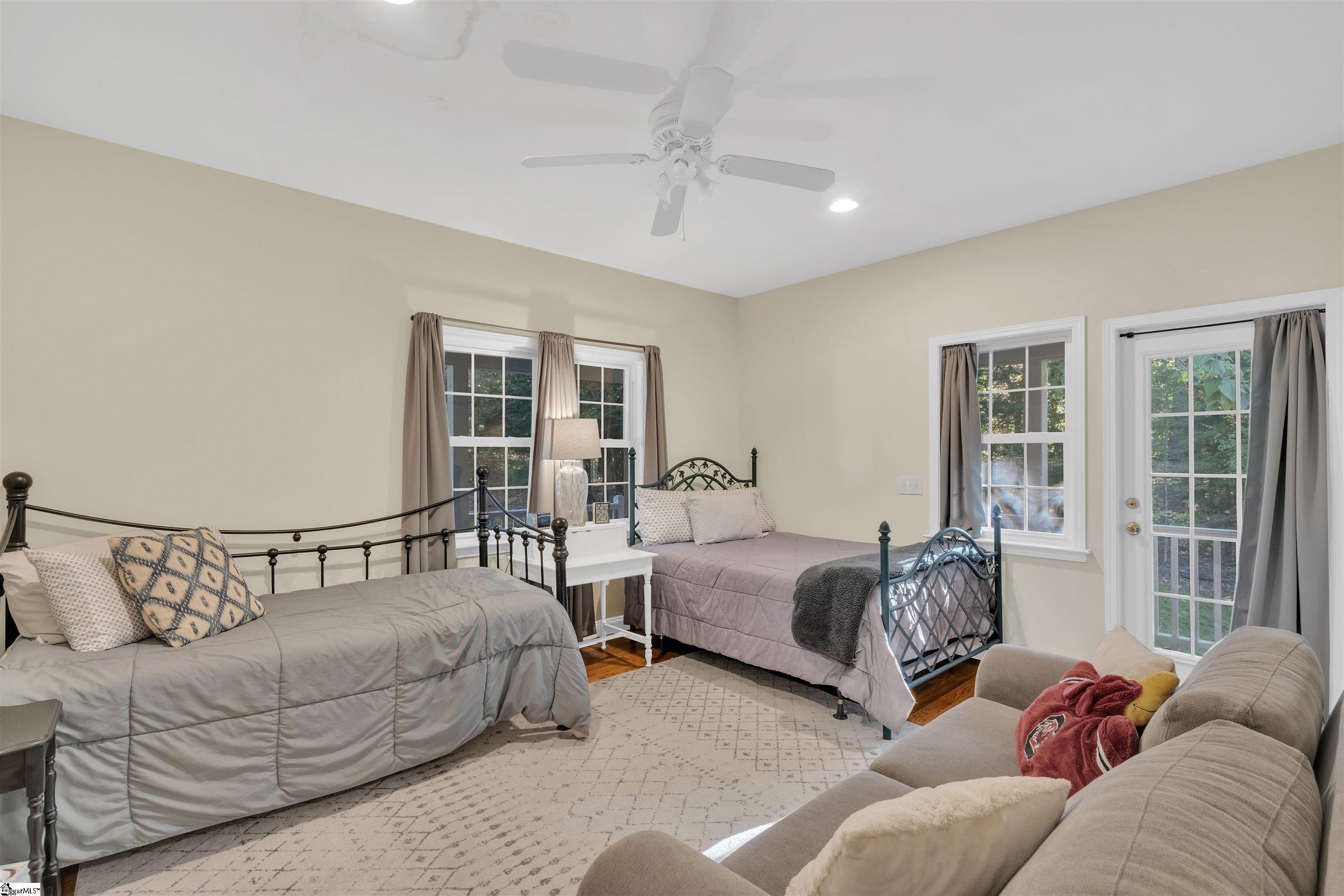 187 W Waters Edge Lane