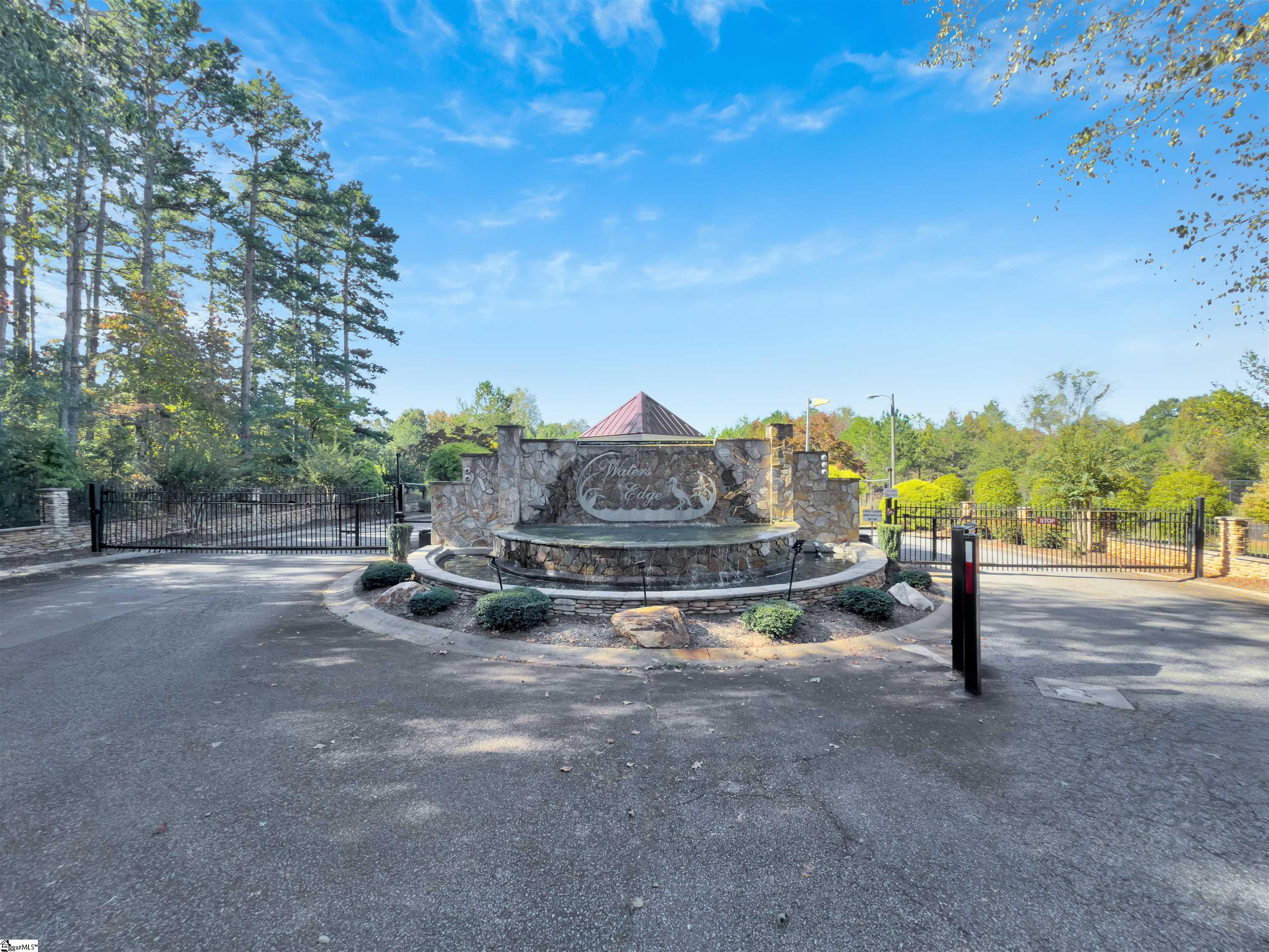 187 W Waters Edge Lane