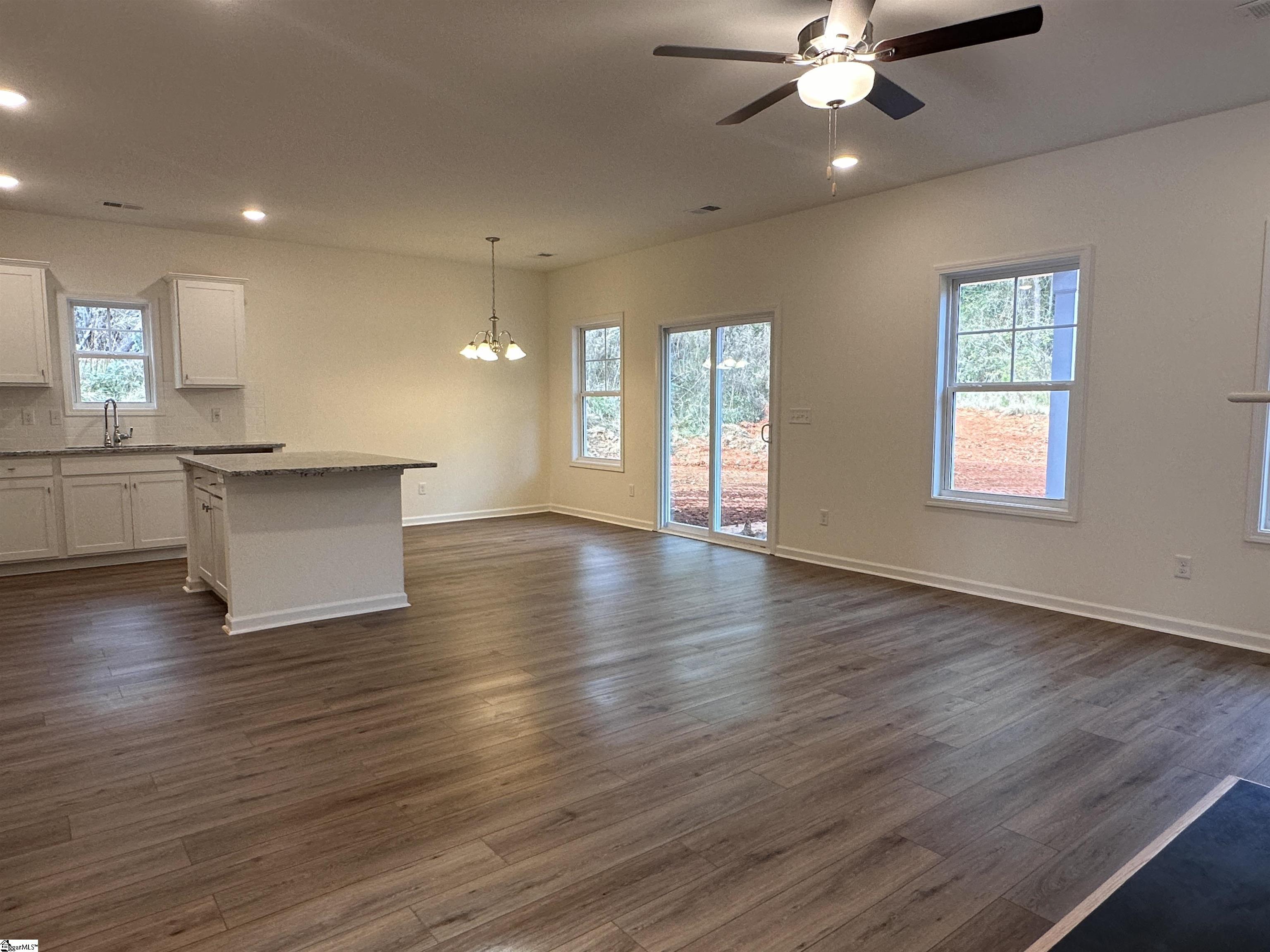 1122 Silverbend Trail