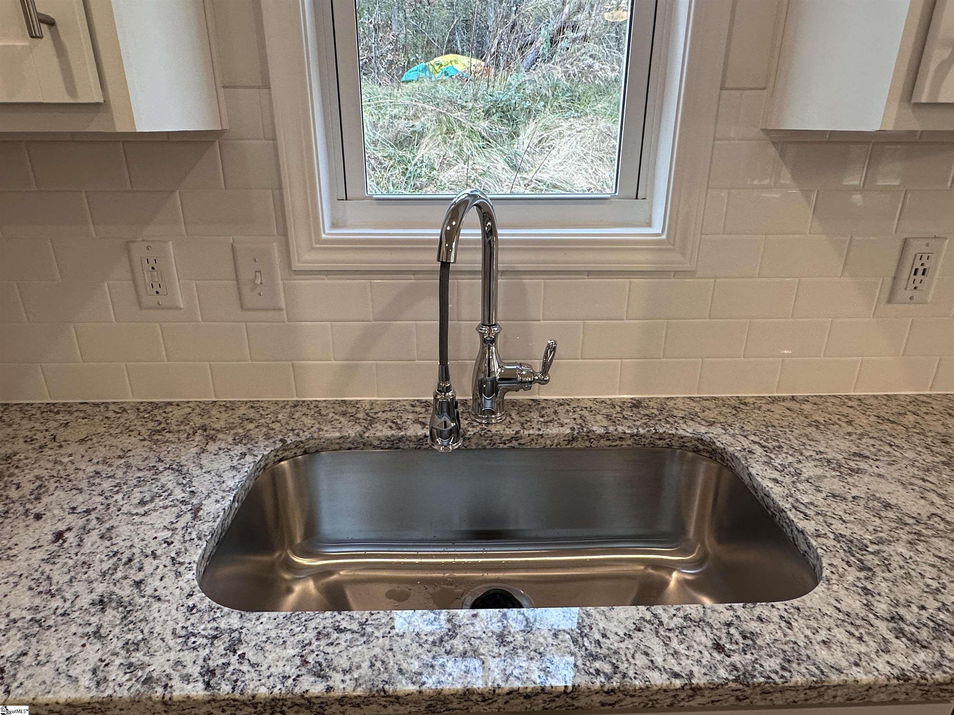 1122 Silverbend Trail