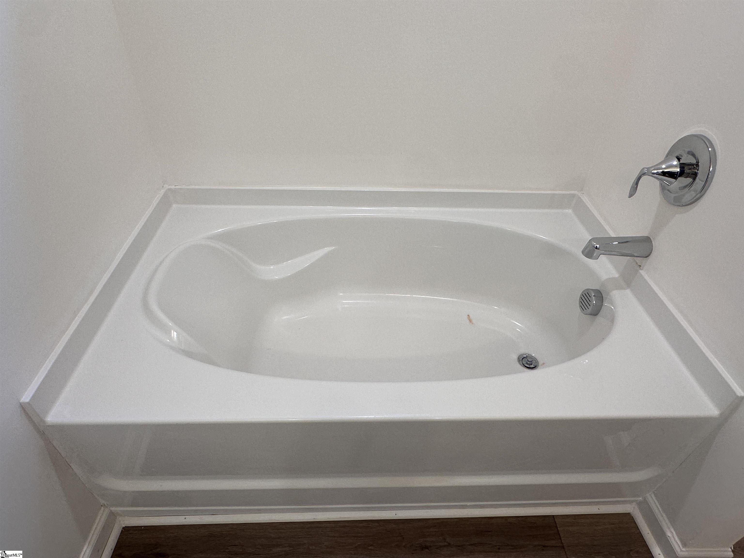 1122 Silverbend Trail