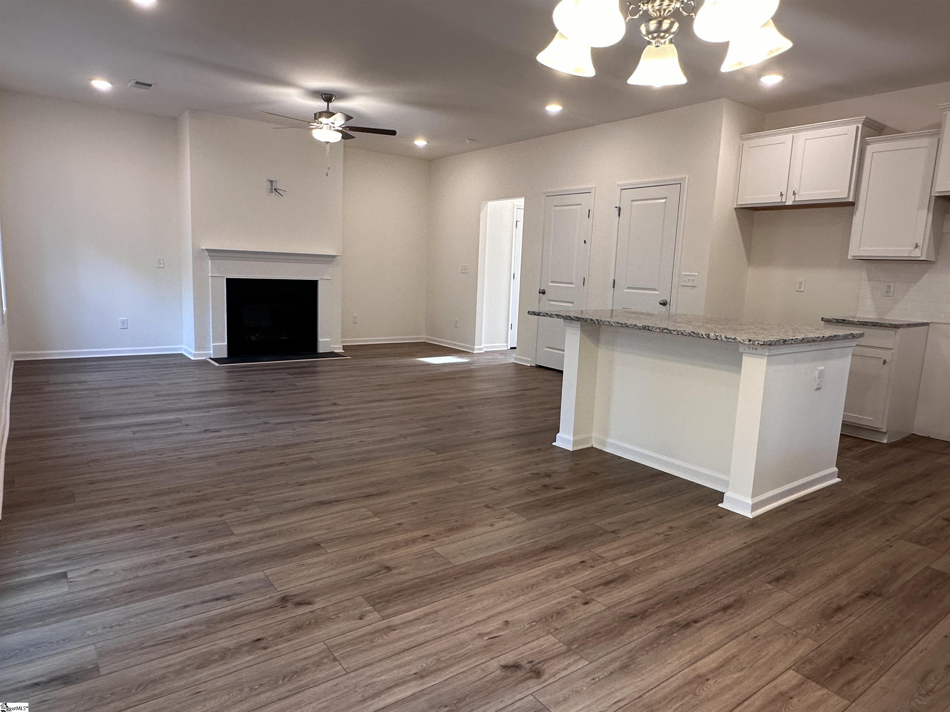 1122 Silverbend Trail