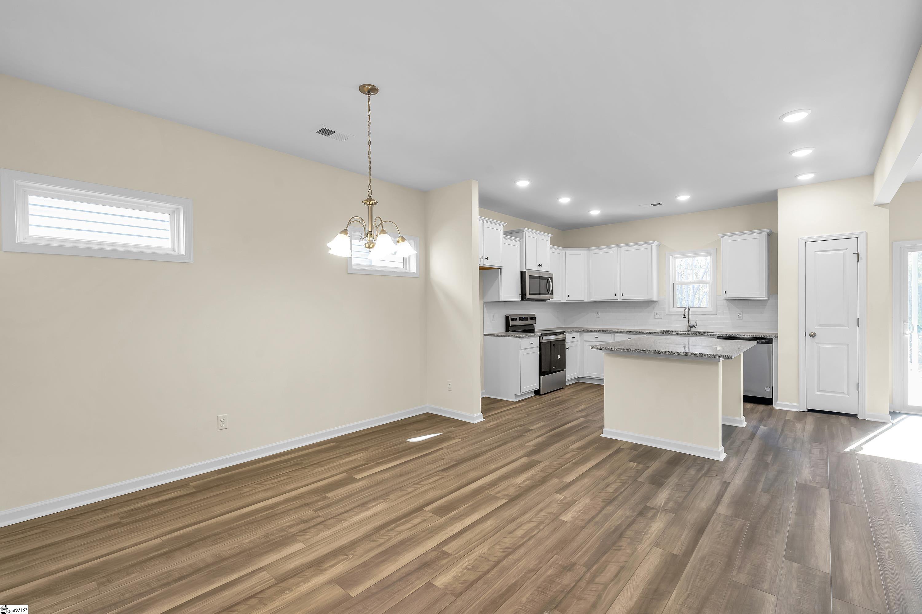 1123 Silverbend Trail