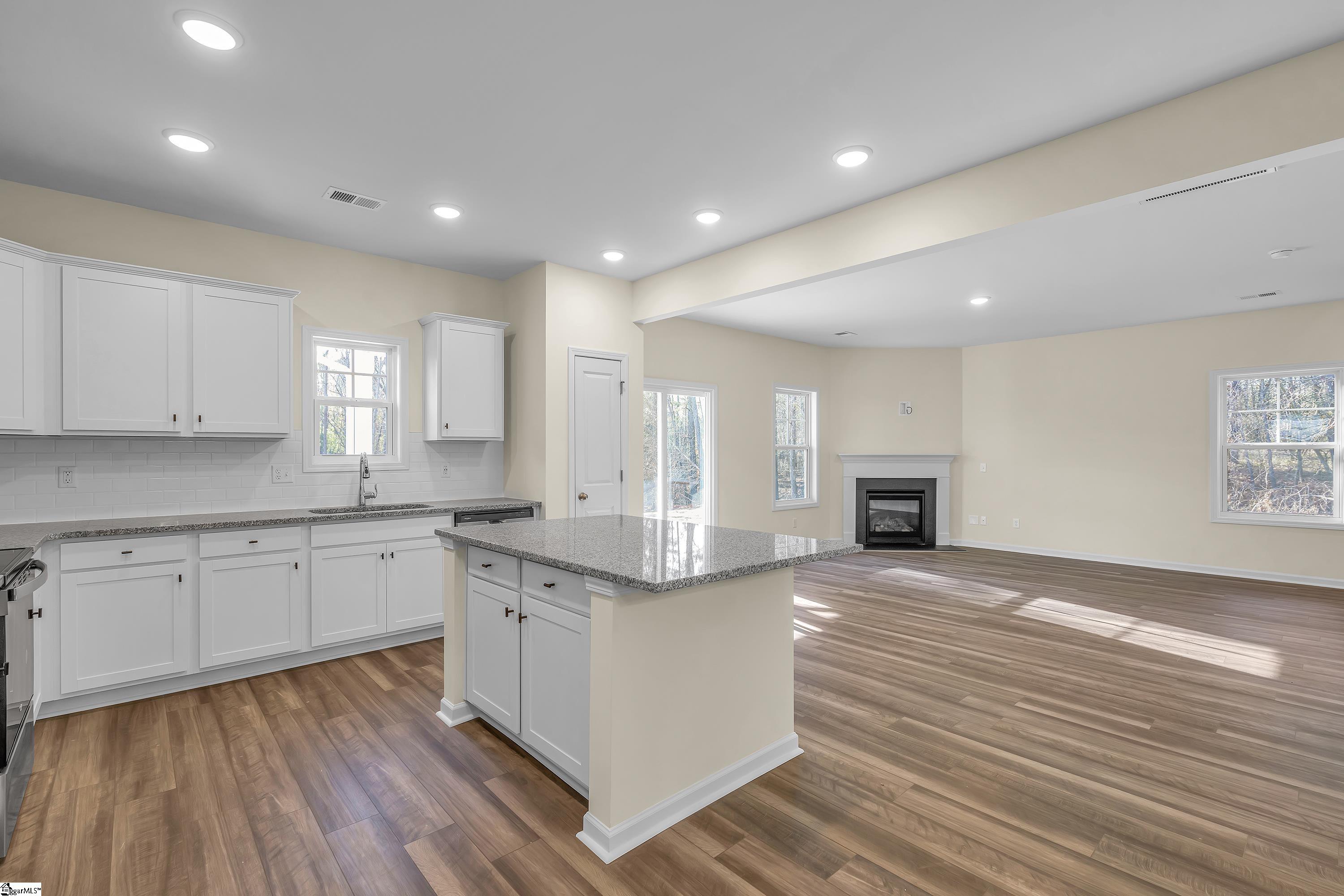 1123 Silverbend Trail