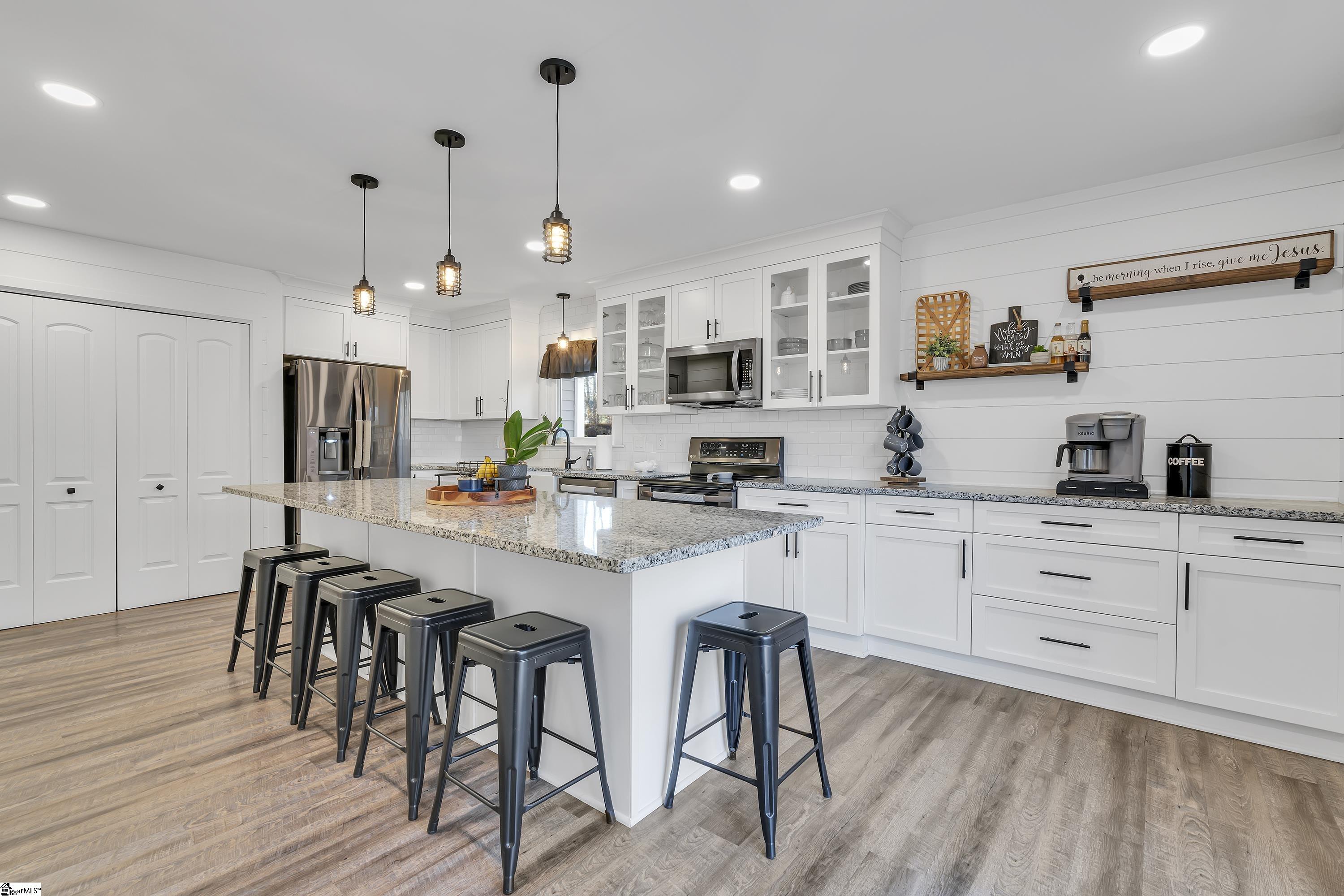 5 Pebble Creek Way